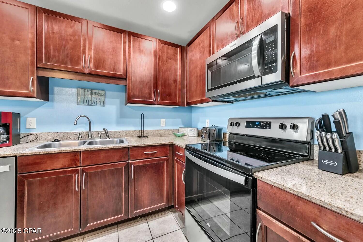 Image 10 For 9902 Thomas Drive 731