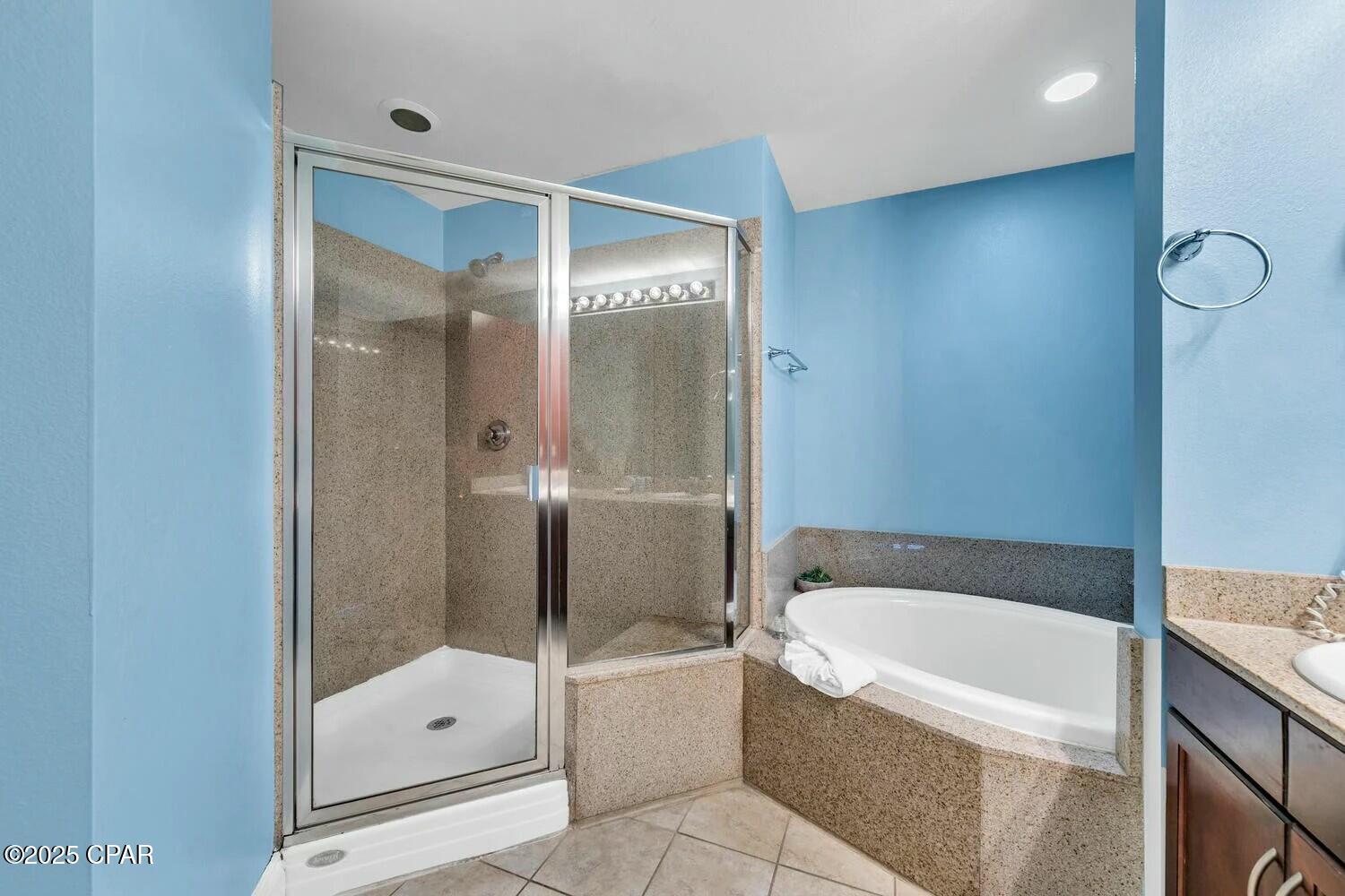 Image 18 For 9902 Thomas Drive 731