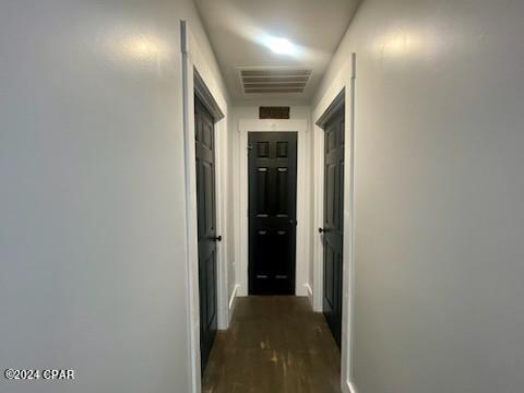 Listing photo id 26 for 3485 Kelly Street
