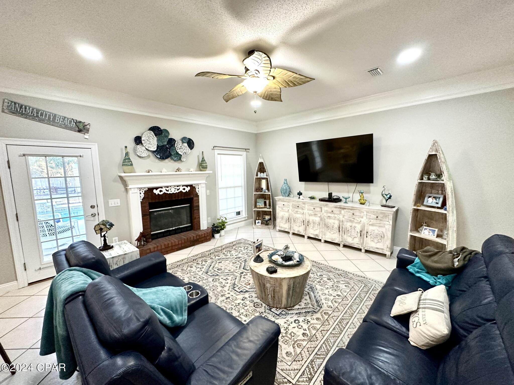 Image 6 For 209 Moonlight Bay Drive