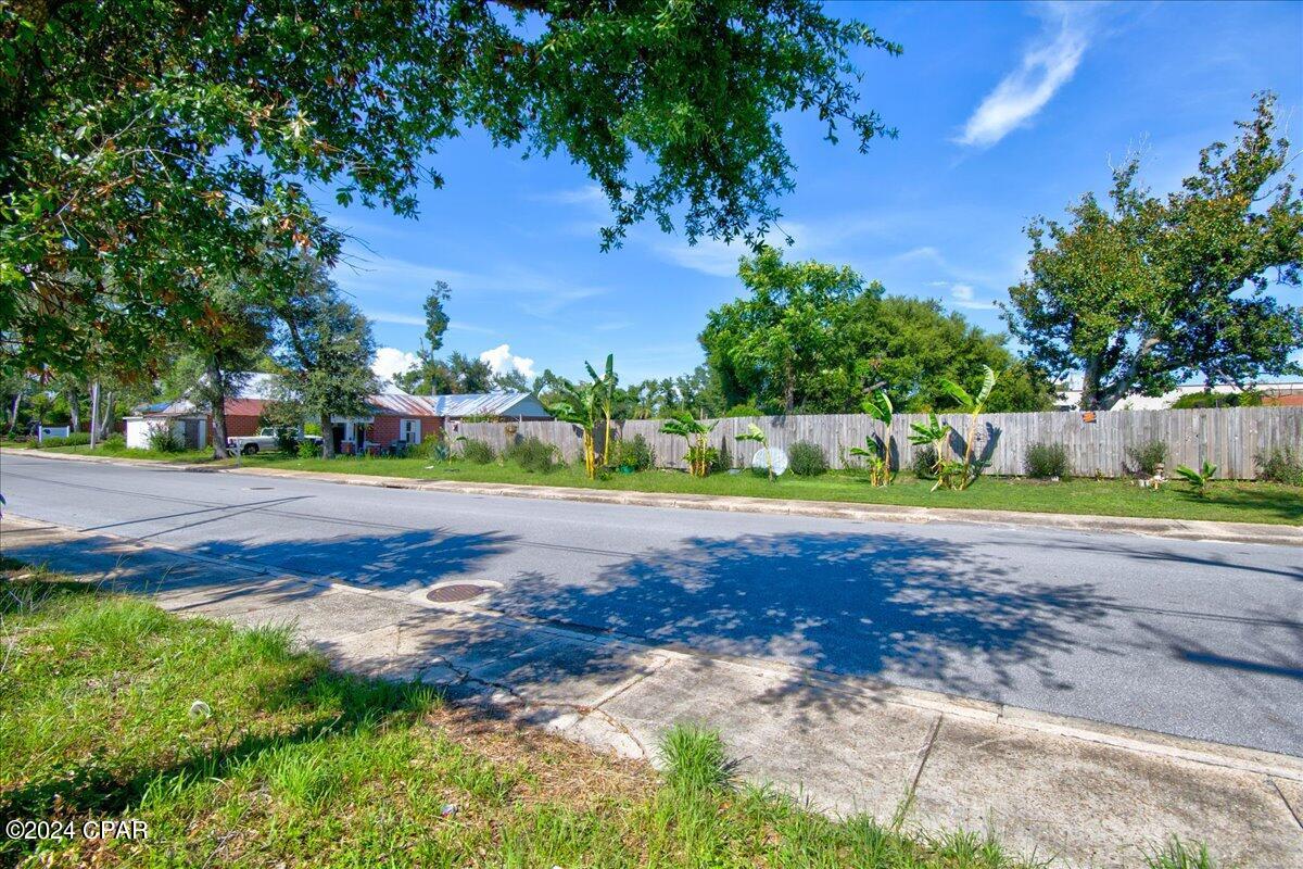 Photo of 612 McKenzie Panama City FL 32401