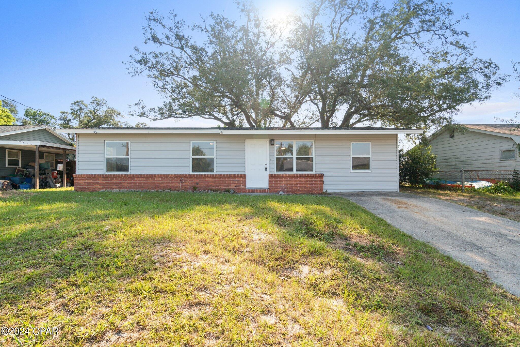 Photo of 912 Nottingham Panama City FL 32401