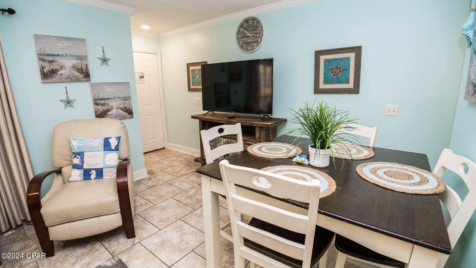 Image 13 For 17462 Front Beach Road 54103