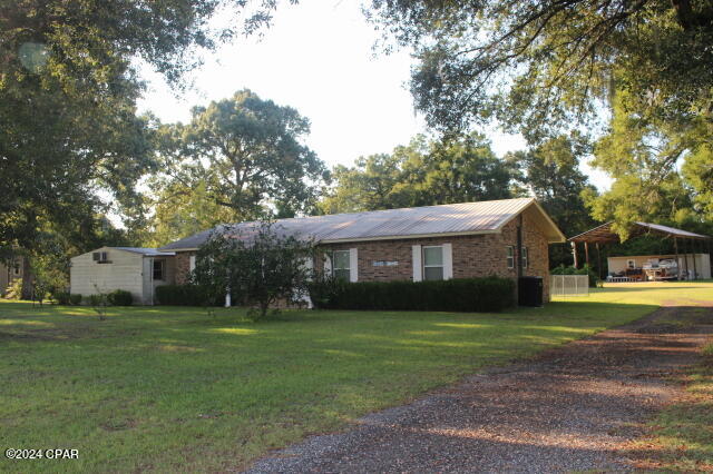 6562 Messer Road, Grand Ridge, Florida image 6