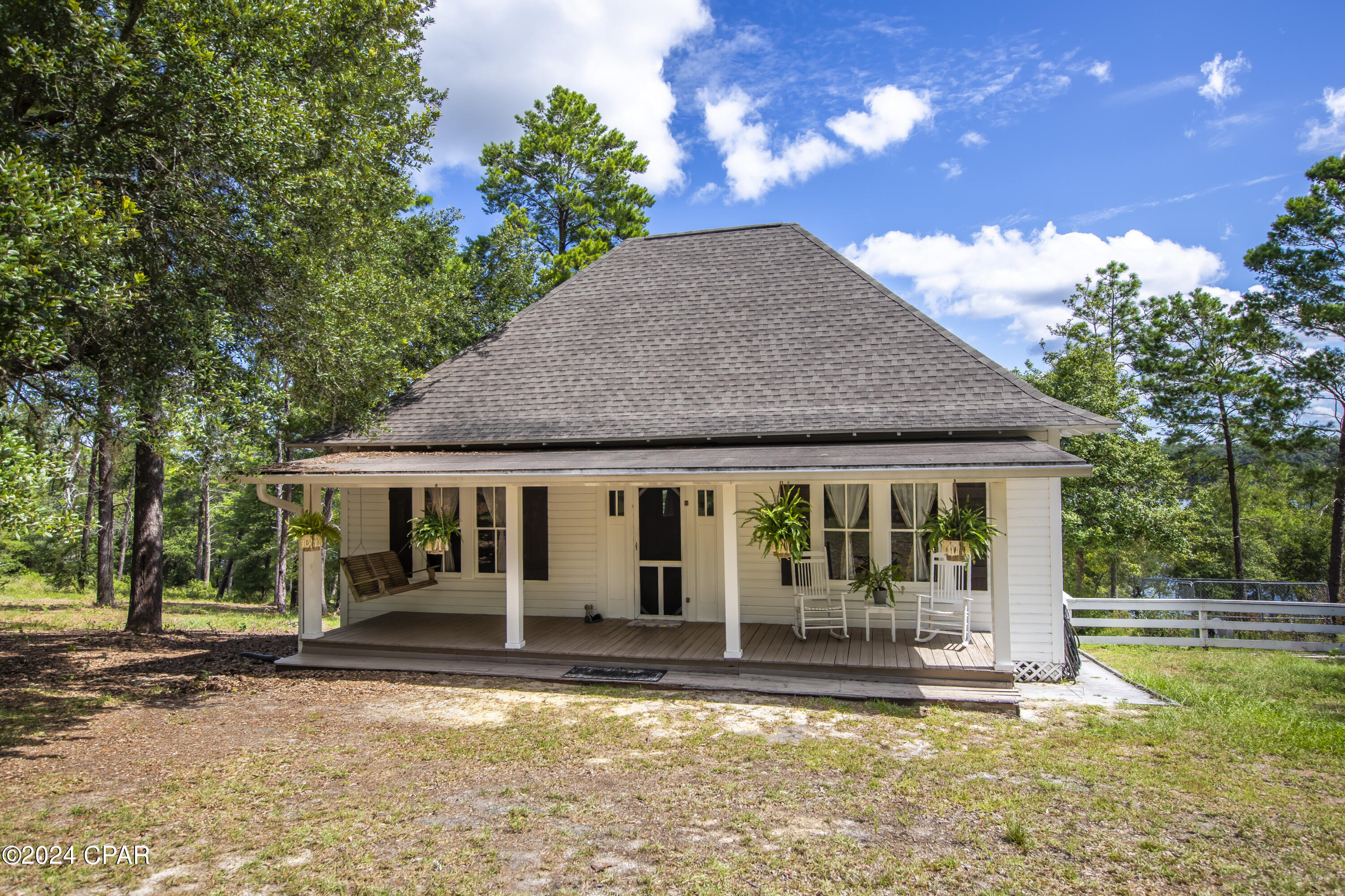 3491 Quail Ridge Drive, Chipley, Florida image 2