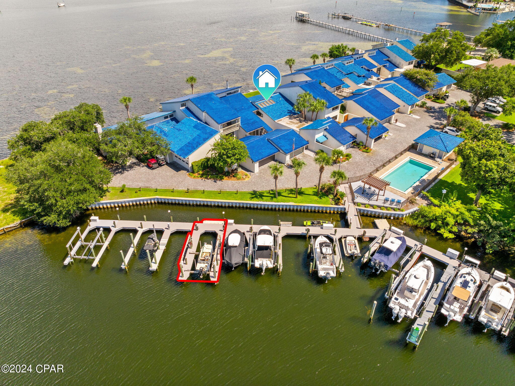 Image 42 For 425 Bay Shore Drive 12