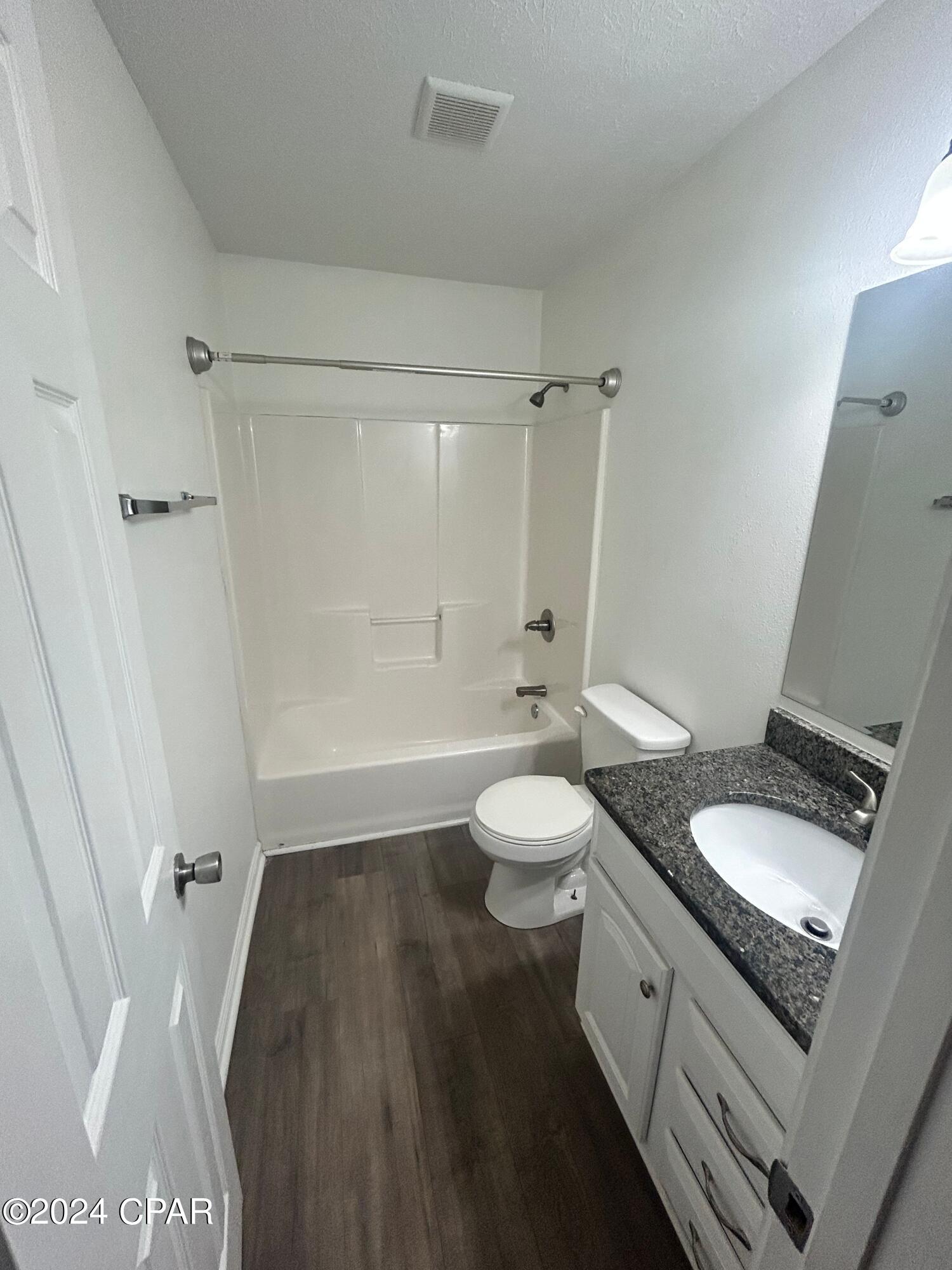 Image 8 For 3914 11th Street 303