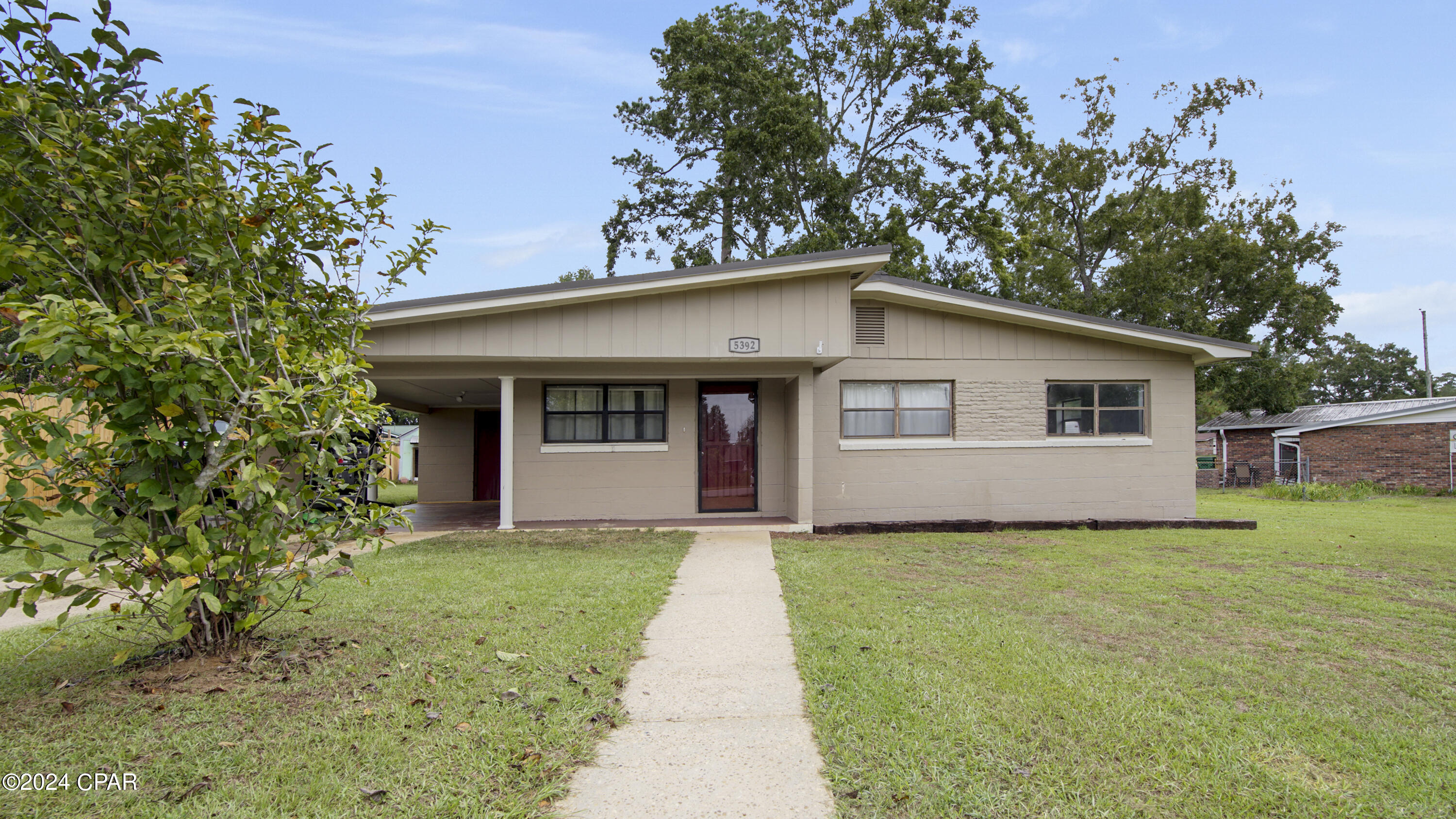 Photo of 5392 College Graceville FL 32440