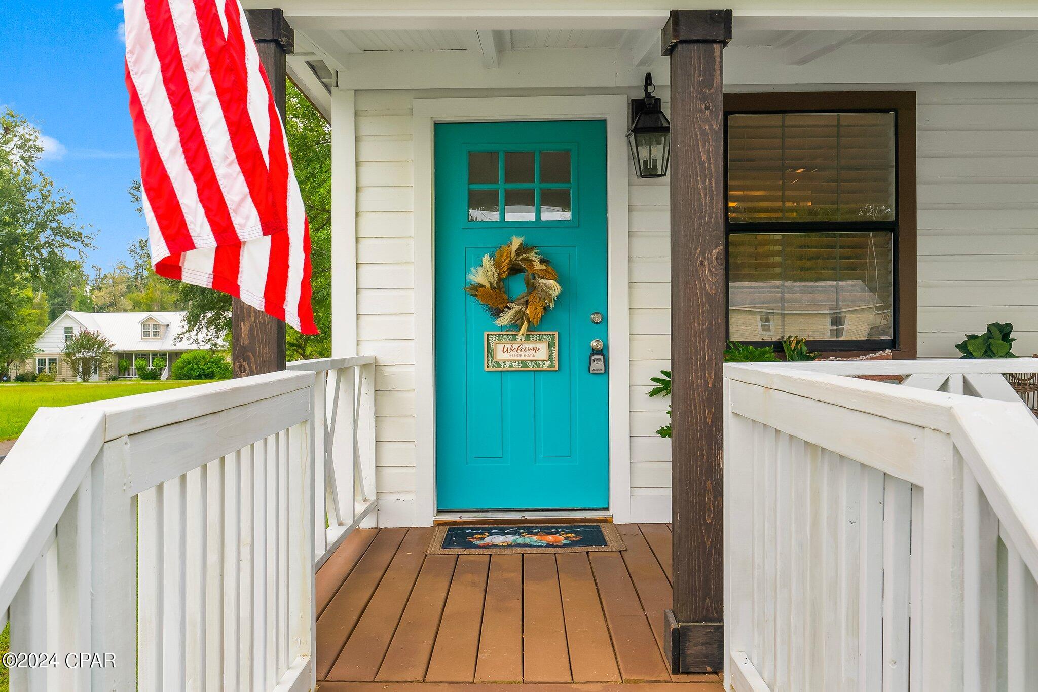 1017 Tupelo Street, Wewahitchka, Florida image 1