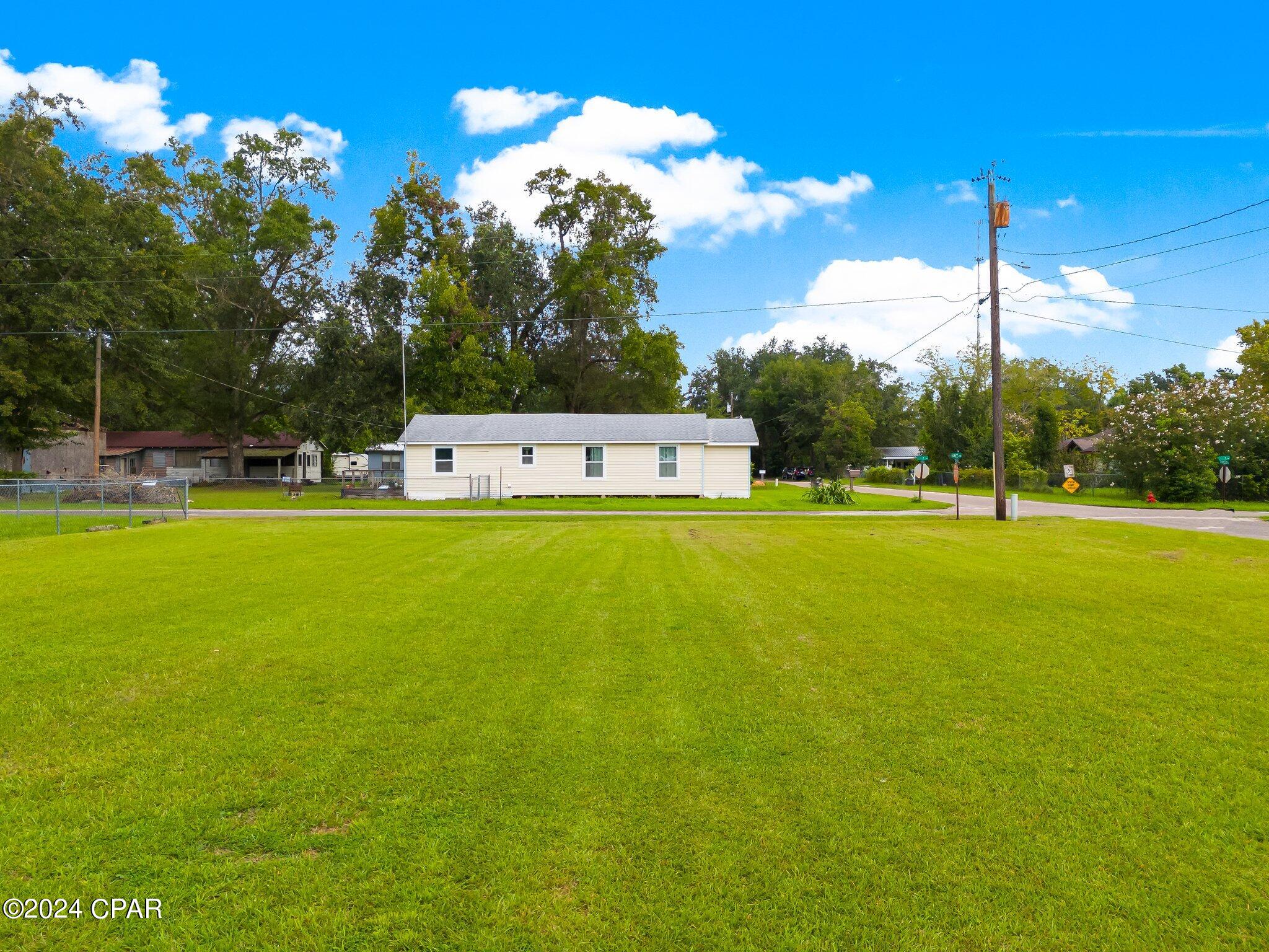 1017 Tupelo Street, Wewahitchka, Florida image 24