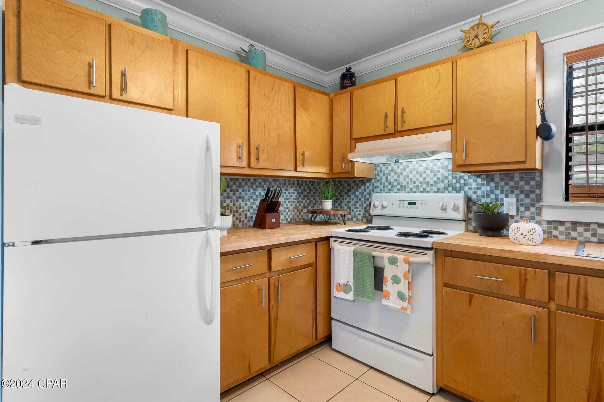 1017 Tupelo Street, Wewahitchka, Florida image 7