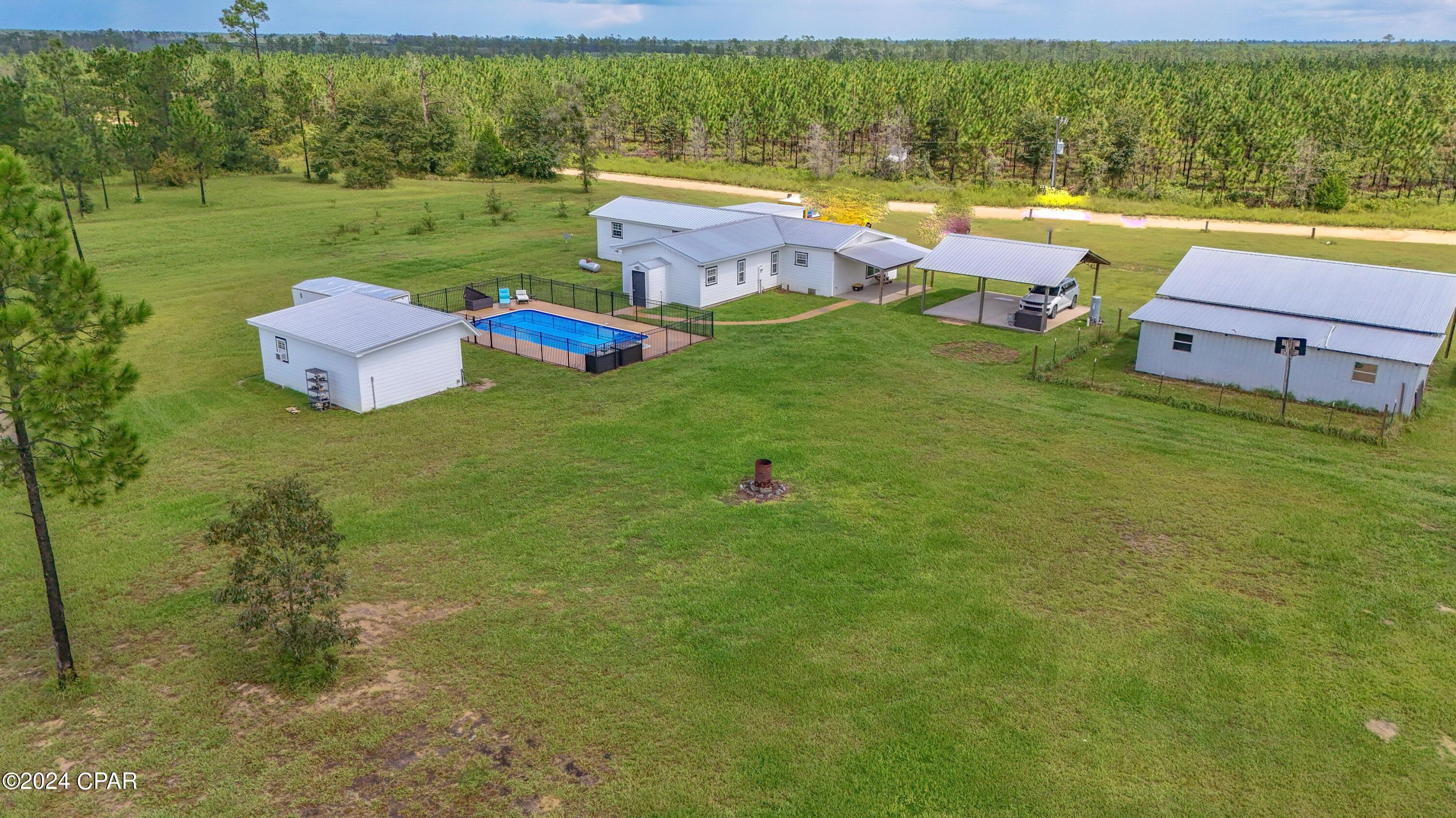 8010 SW Chester Pickron Road, Youngstown, Florida image 2