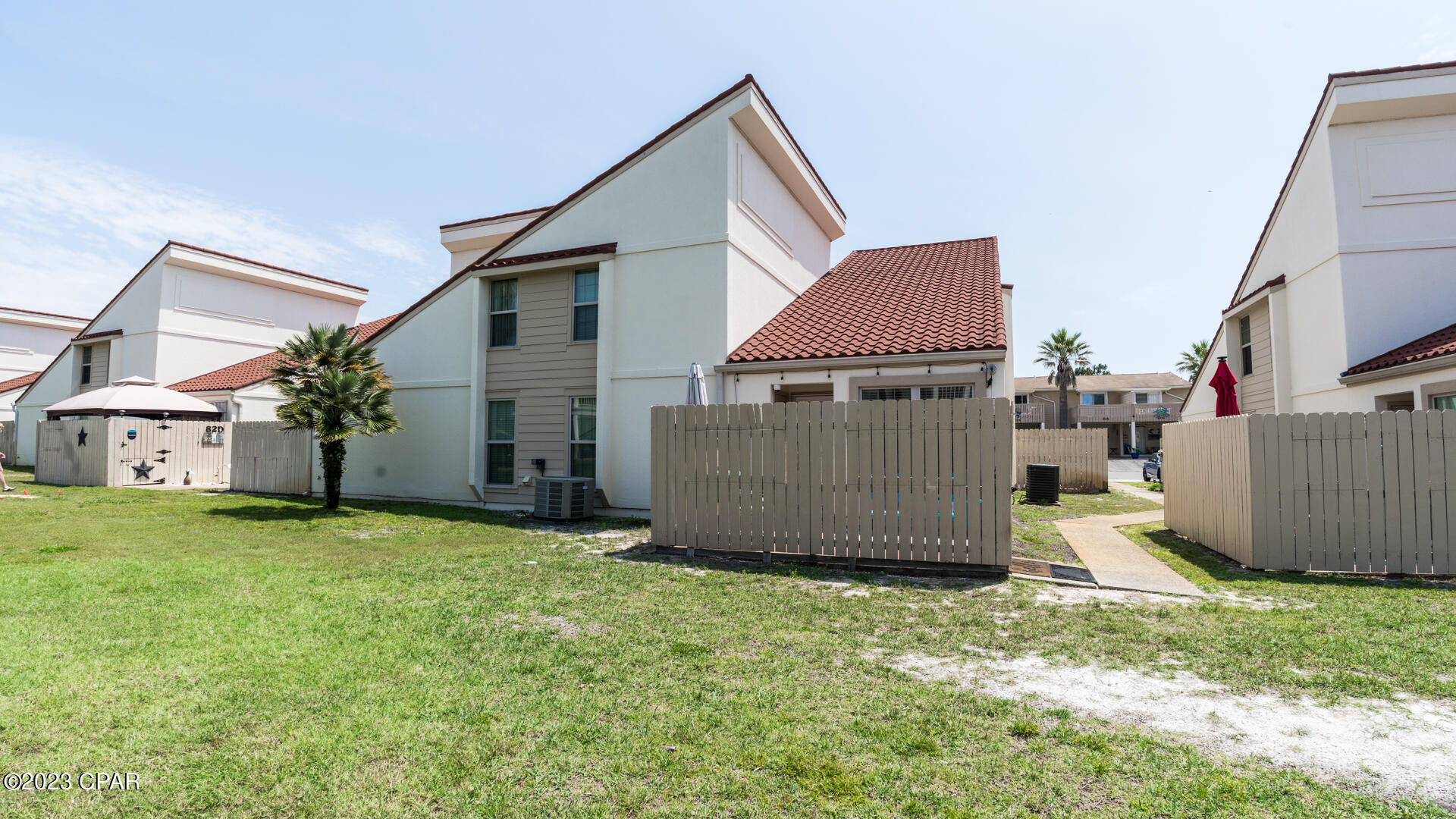 Image 30 For 17462 Front Beach Road 81d