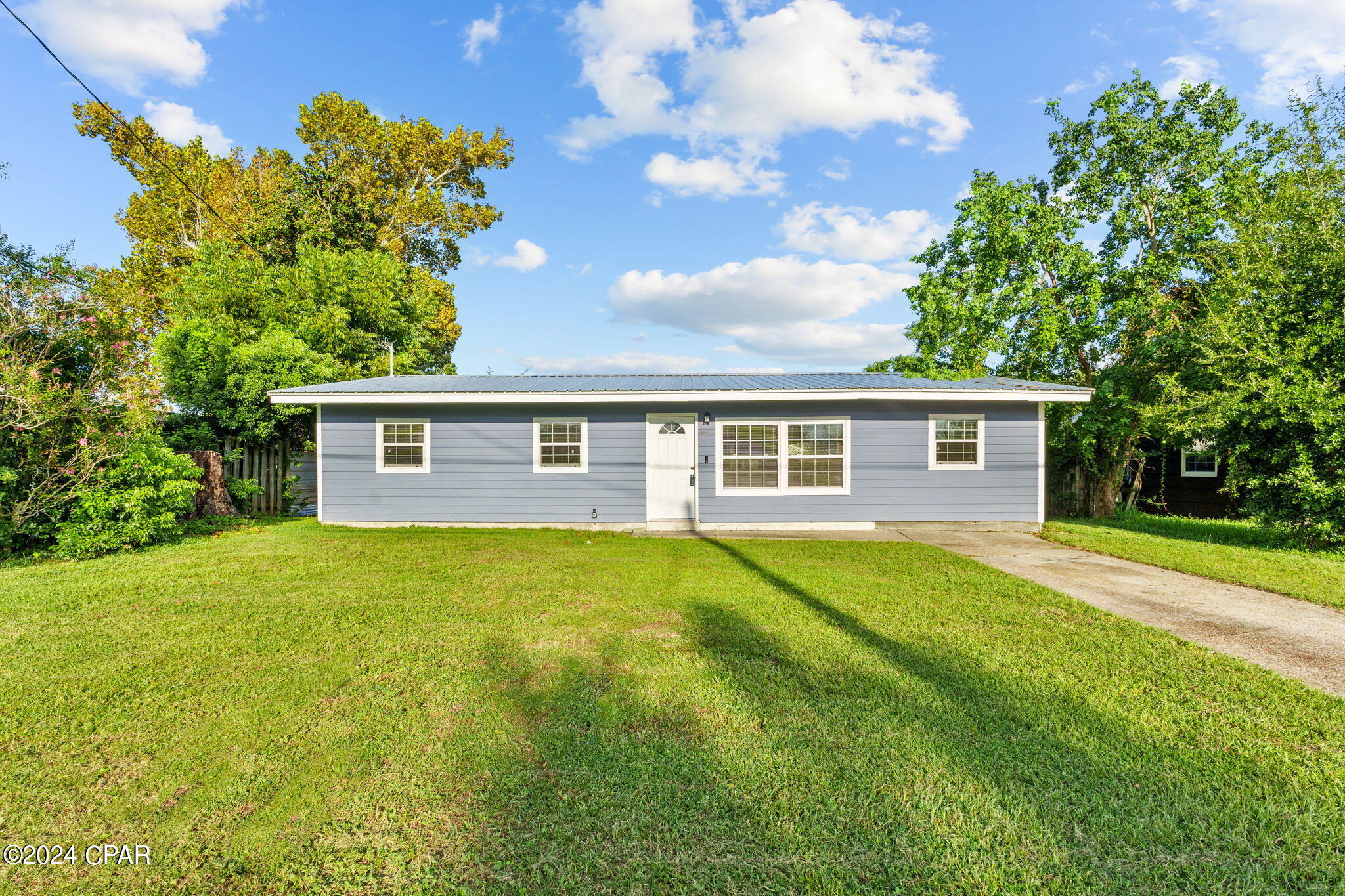 Photo of 900 Huntington Panama City FL 32401