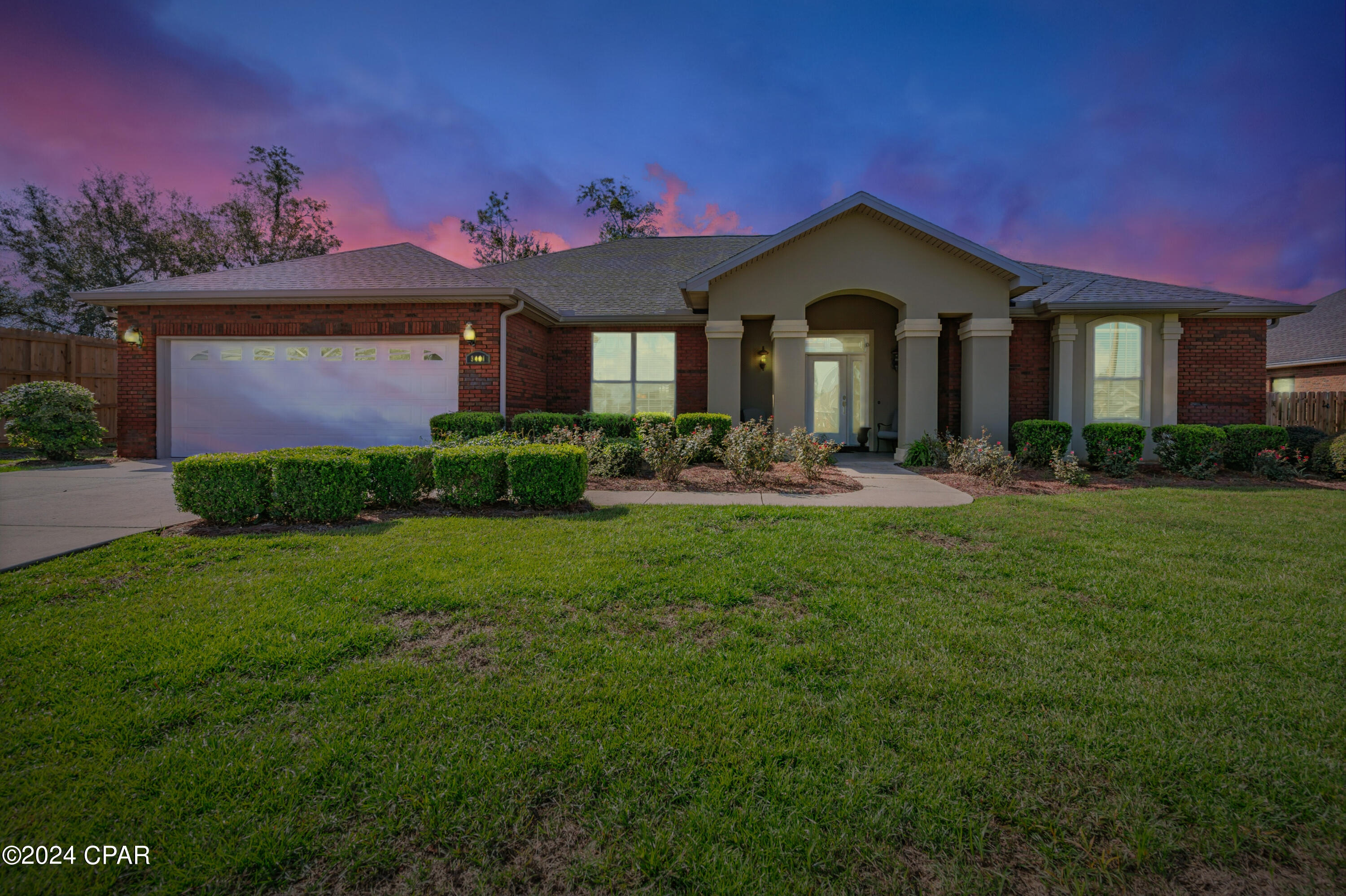 Image 2 For 3401 Hillcrest Drive