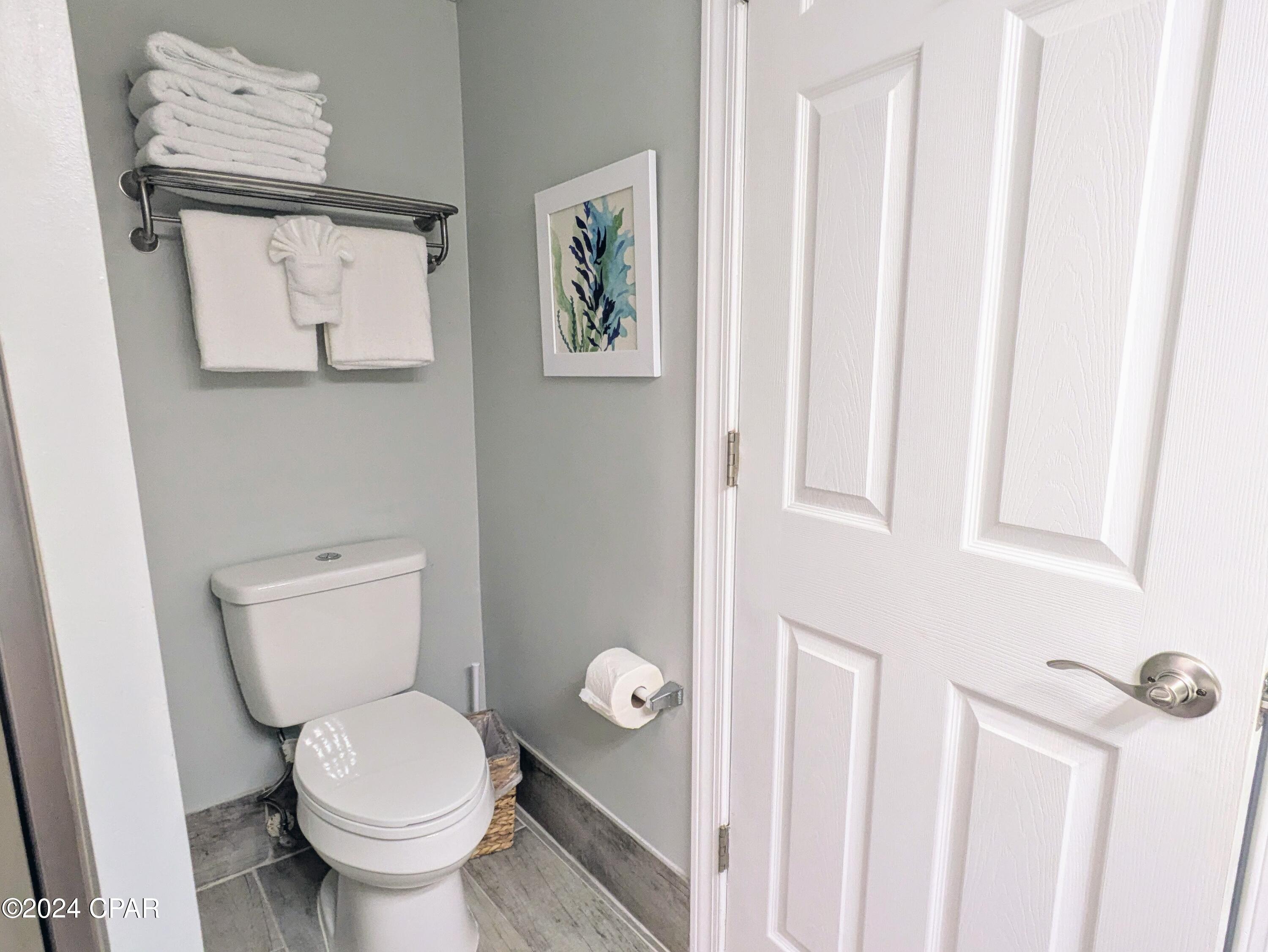 Image 33 For 7205 Thomas Drive E605
