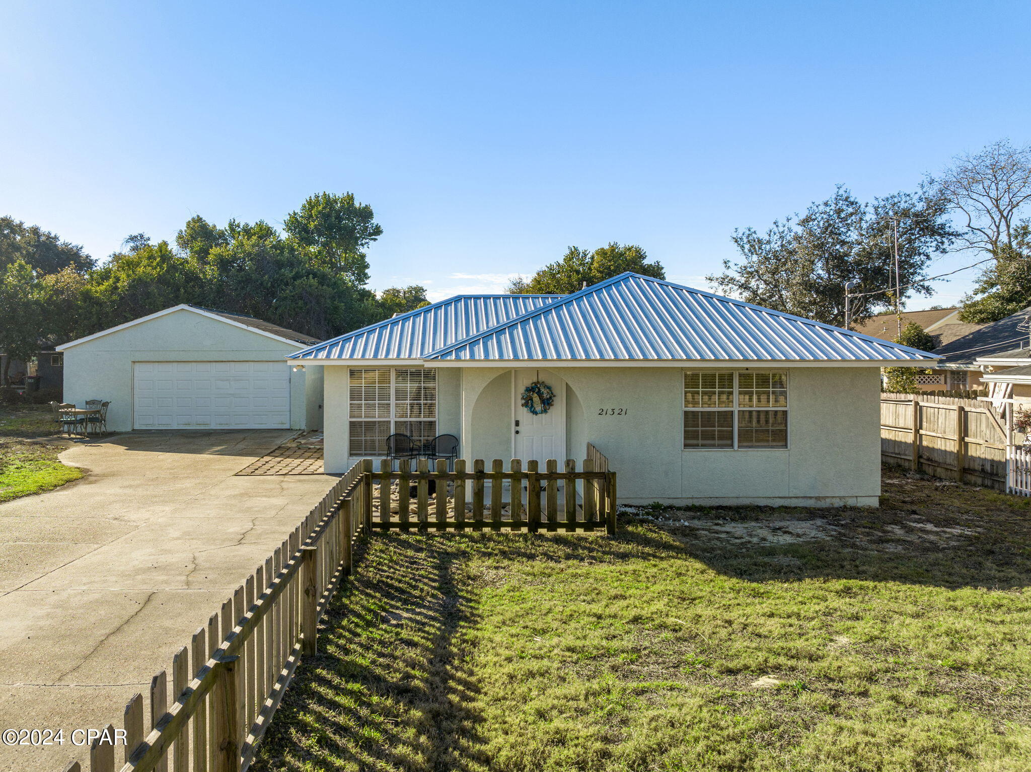 Image 6 For 21321 Pompano Avenue