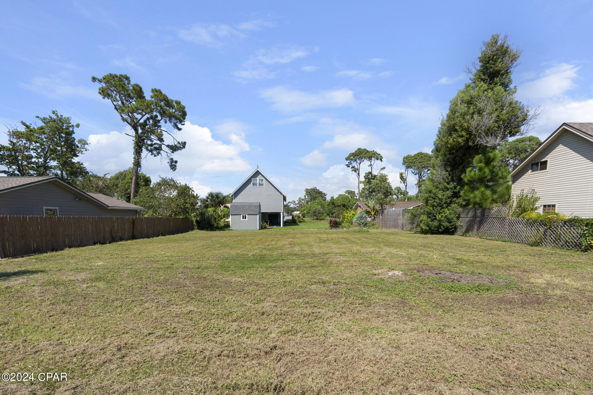 Image 6 For 6517 Pine Avenue