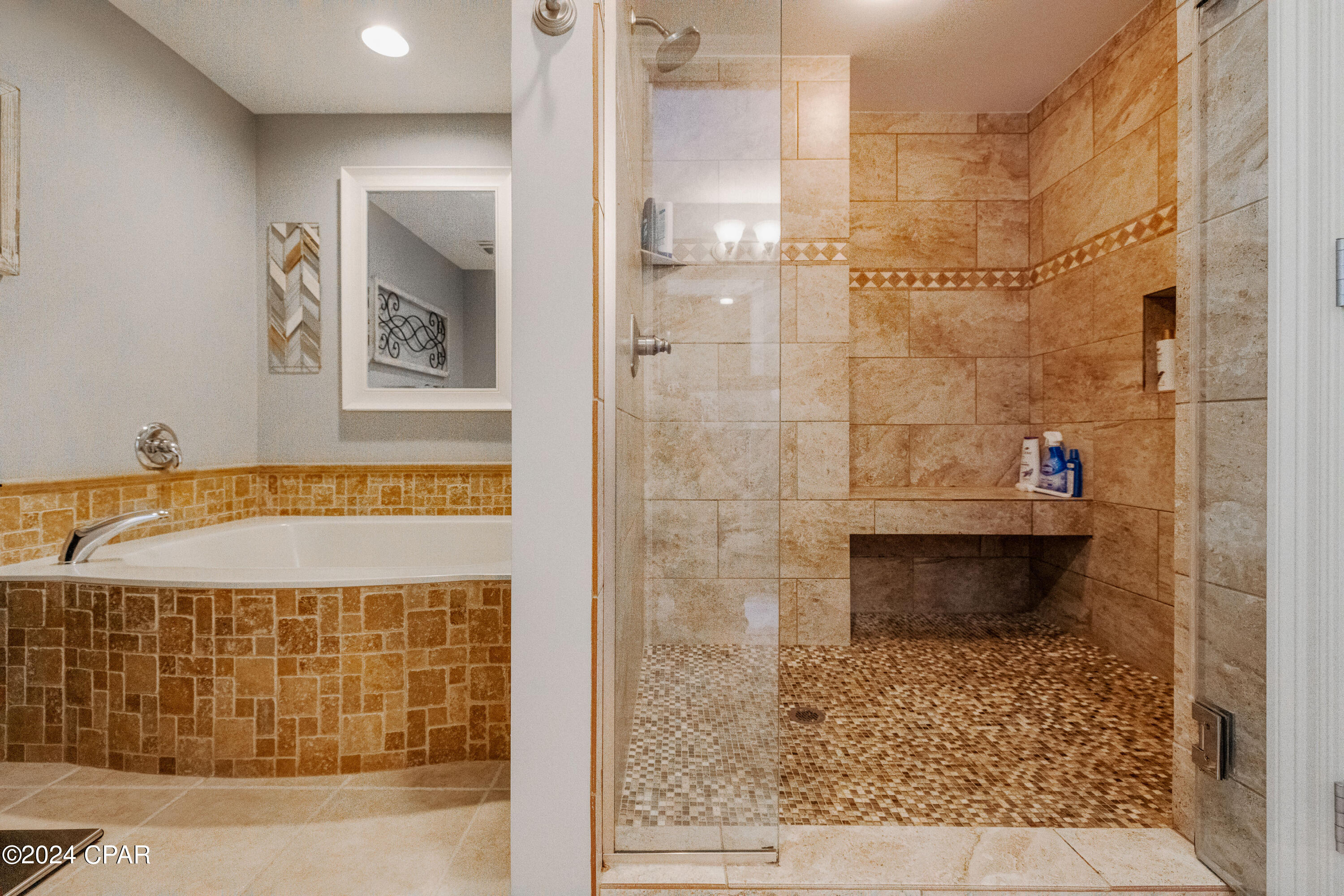 Image 17 For 9450 Thomas Drive 402