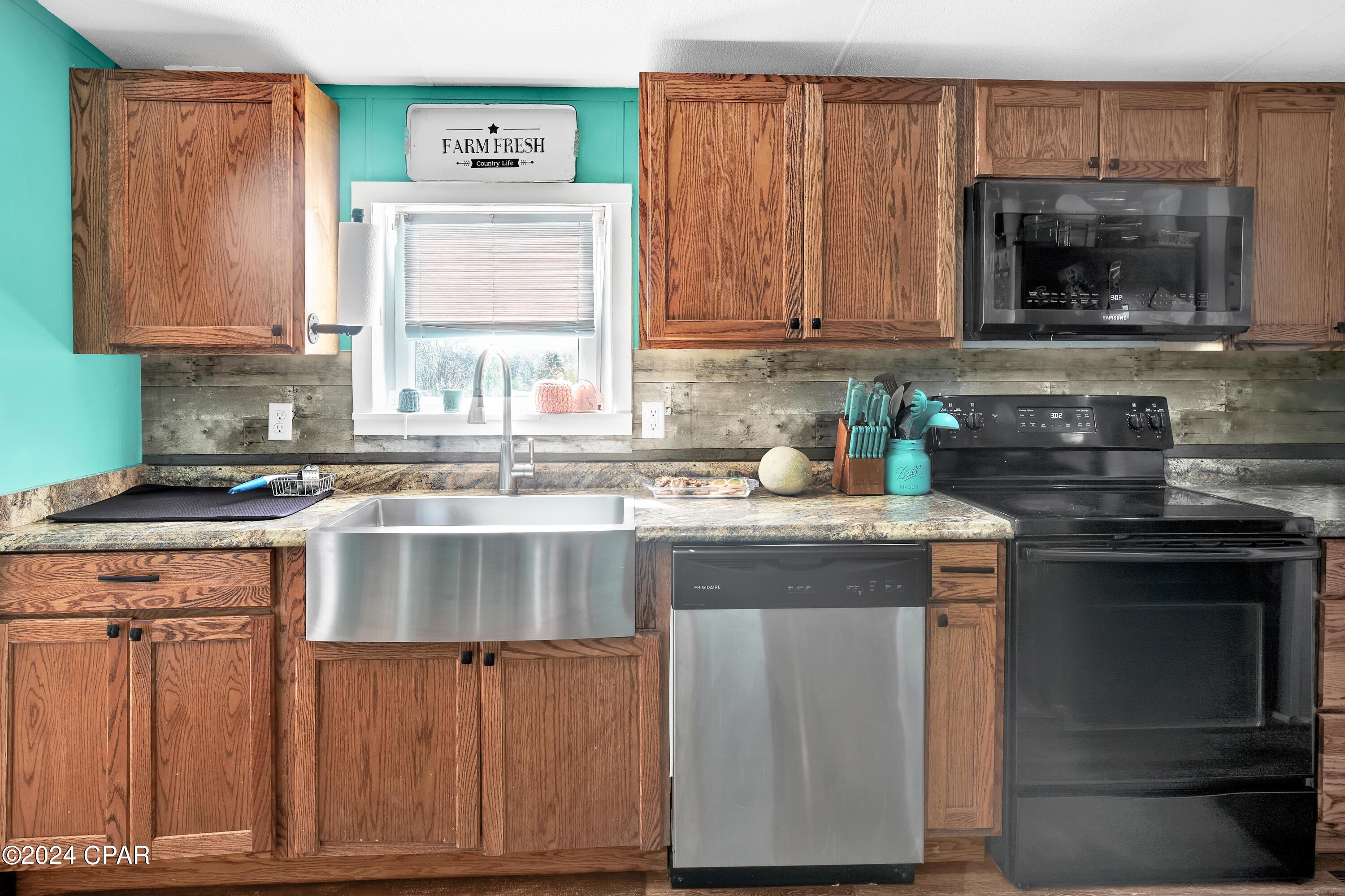 17011 Roll O Home Road, Fountain, Florida image 7