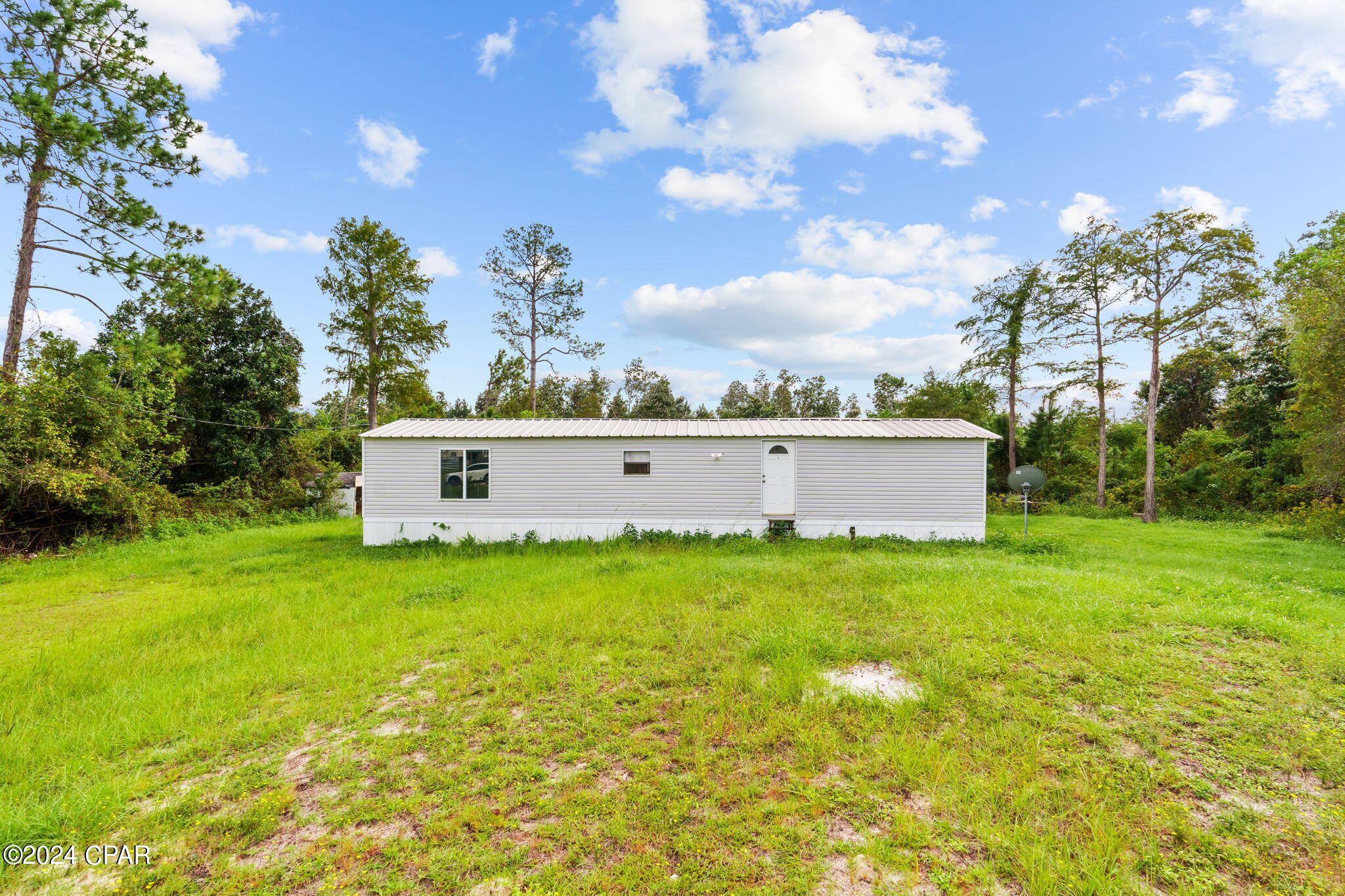 6312 Oakenshaw Drive, Youngstown, Florida image 2