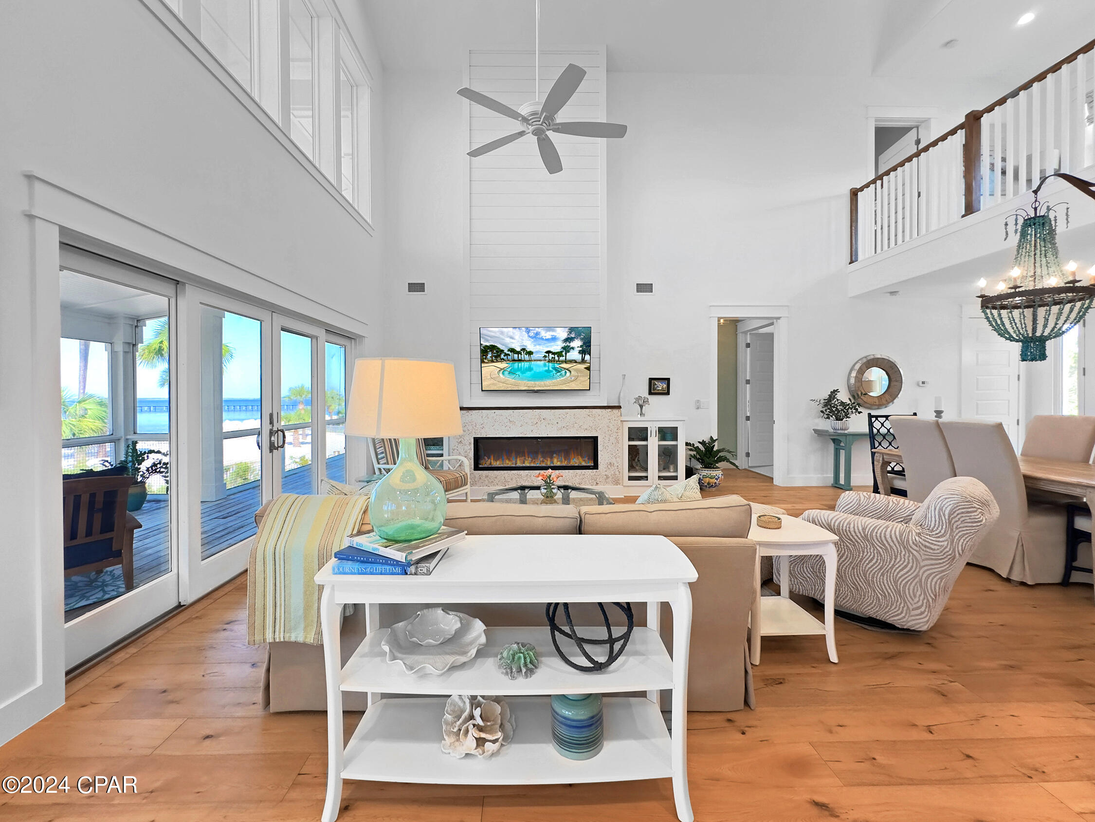 Listing photo id 17 for 411 Windmark Way Way