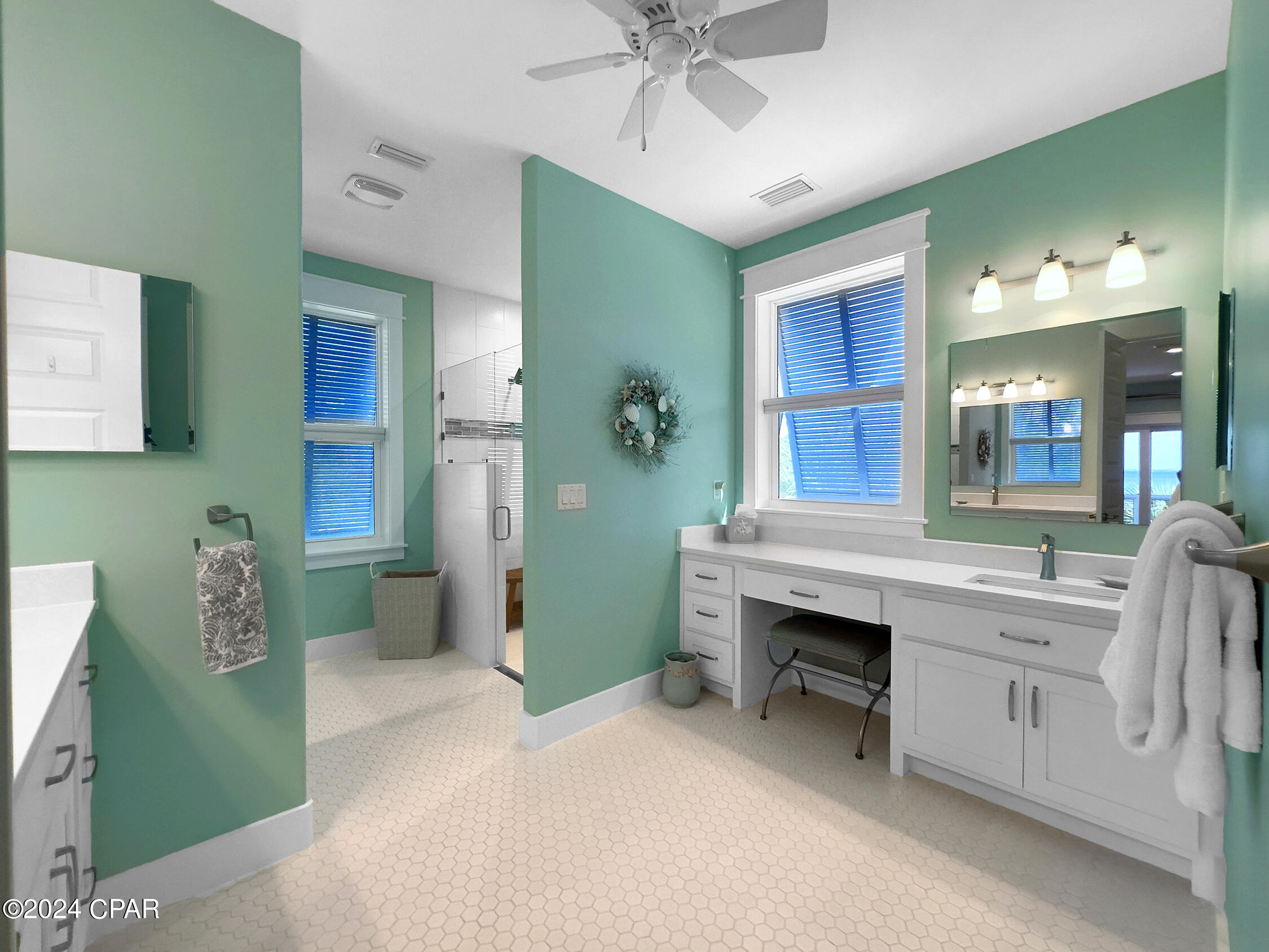 Listing photo id 28 for 411 Windmark Way Way
