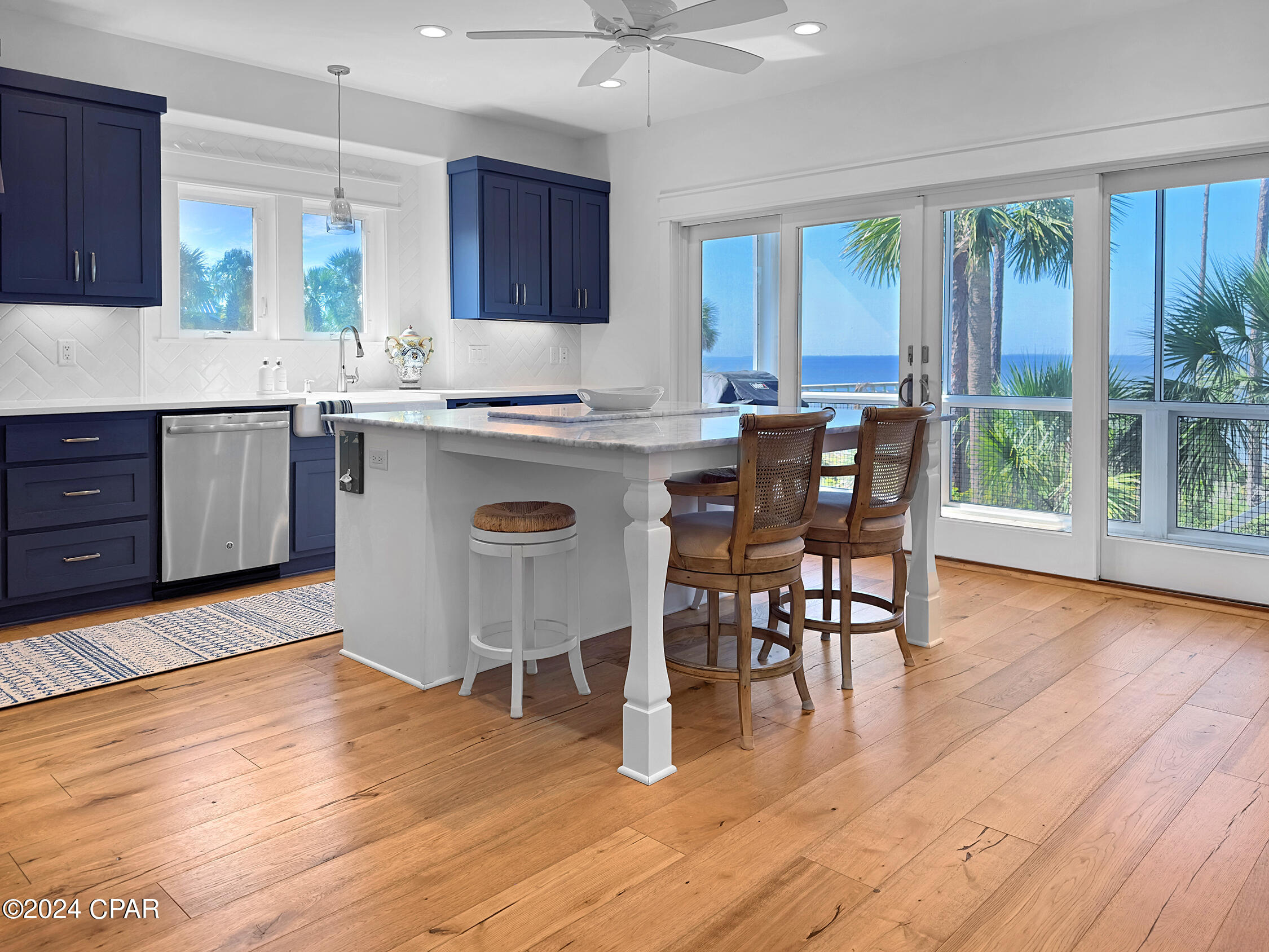 Listing photo id 31 for 411 Windmark Way Way
