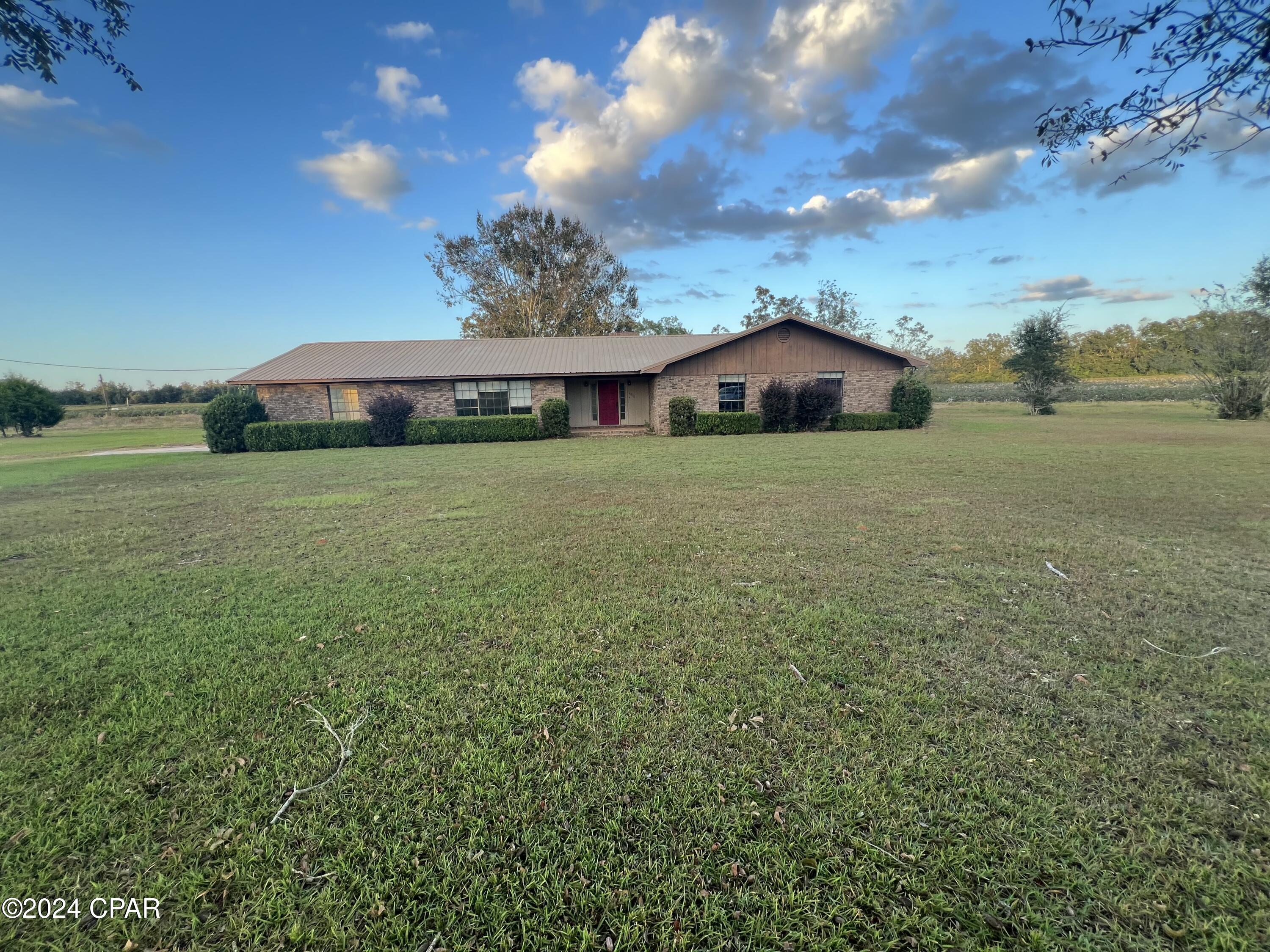 Photo of 4070 Vallie Marianna FL 32446