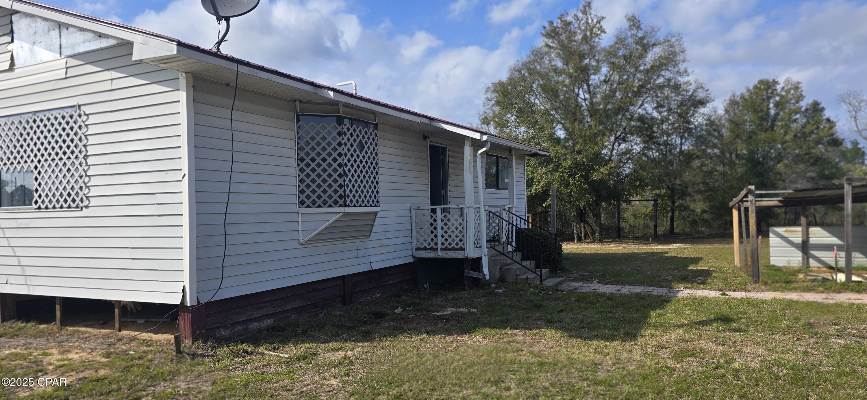 1025 Edison Avenue, Alford, Florida image 9