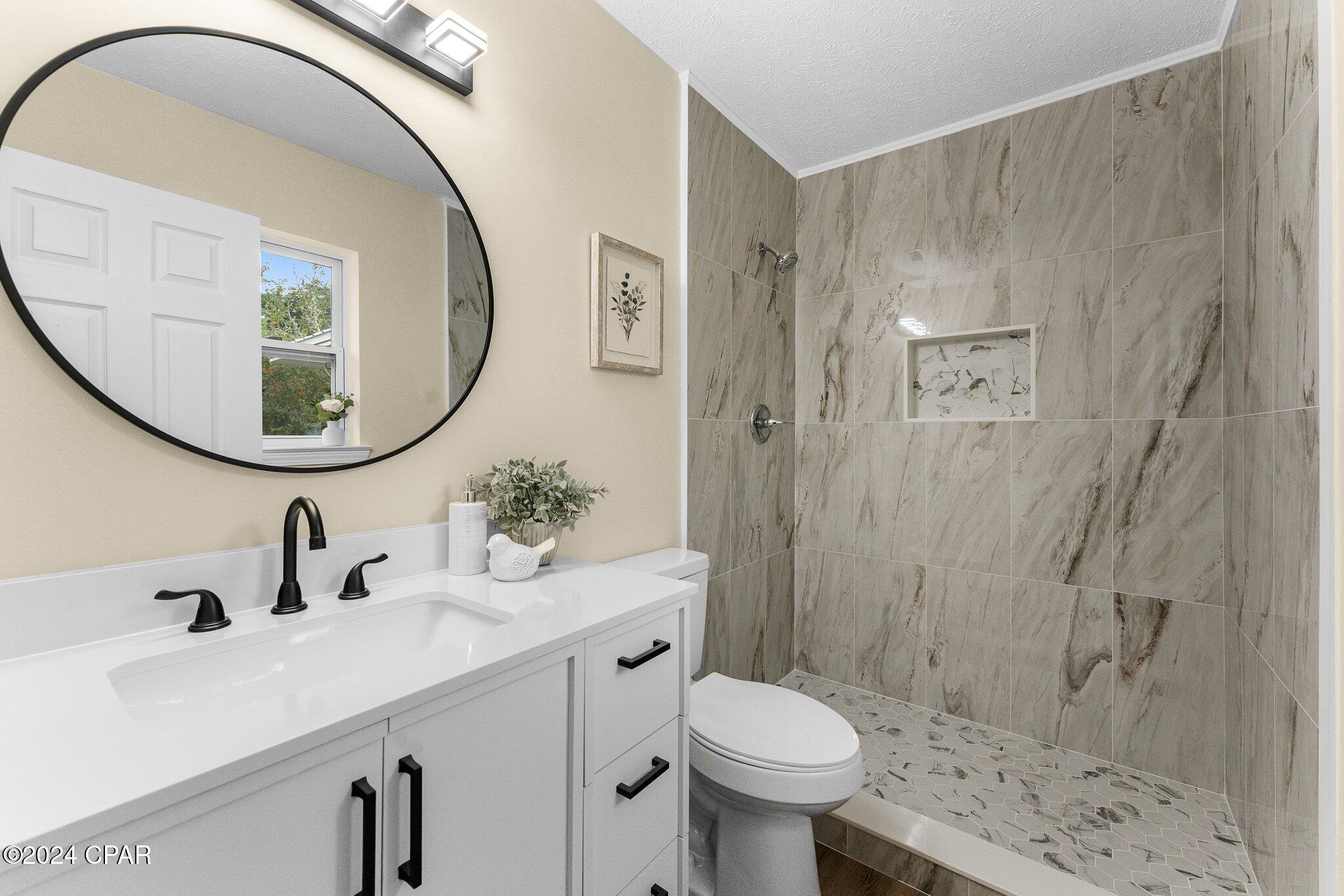 736 E Pine Forest Drive, Lynn Haven, Florida image 24