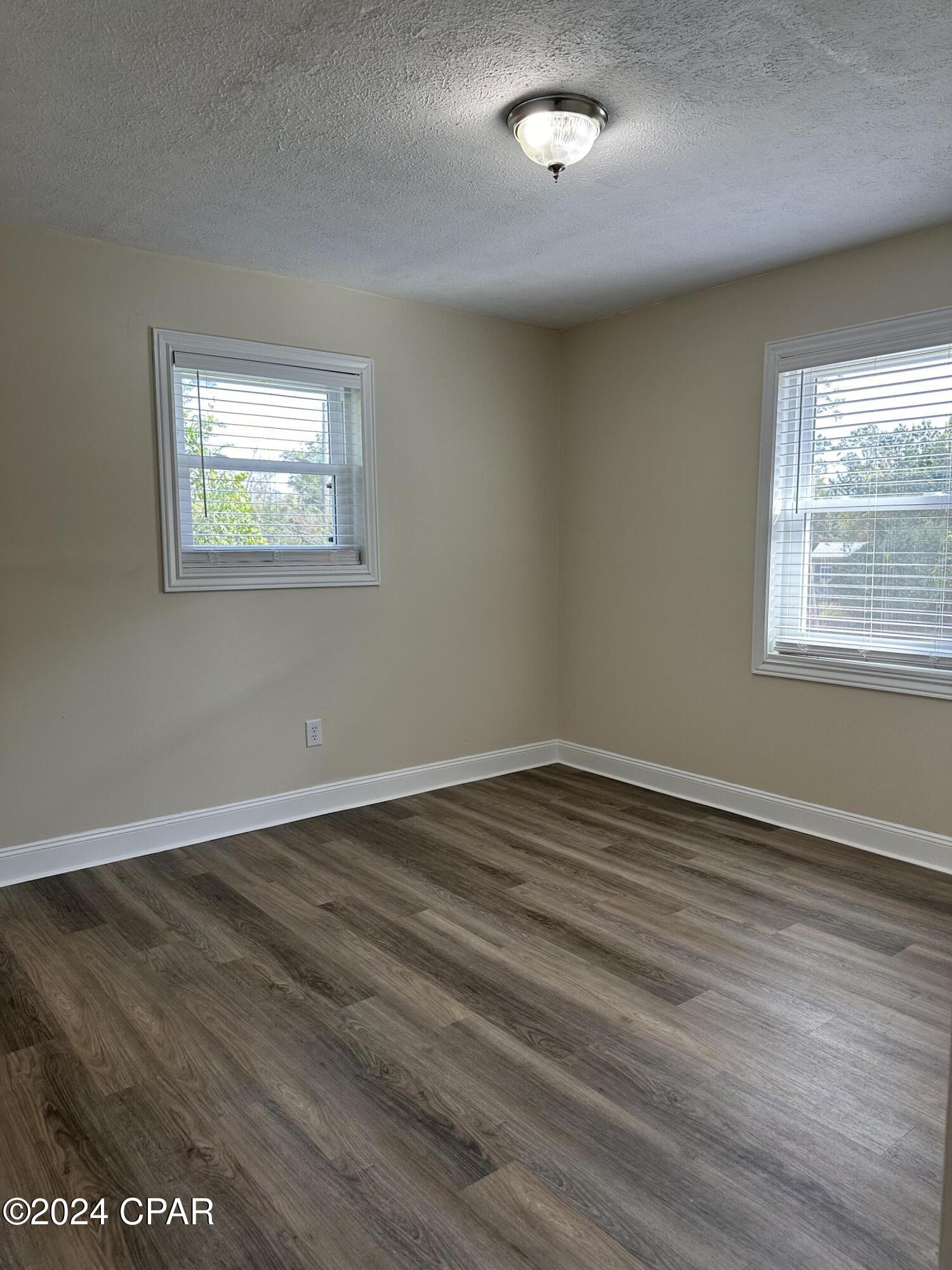 Image 17 For 2849 Miltonia Avenue