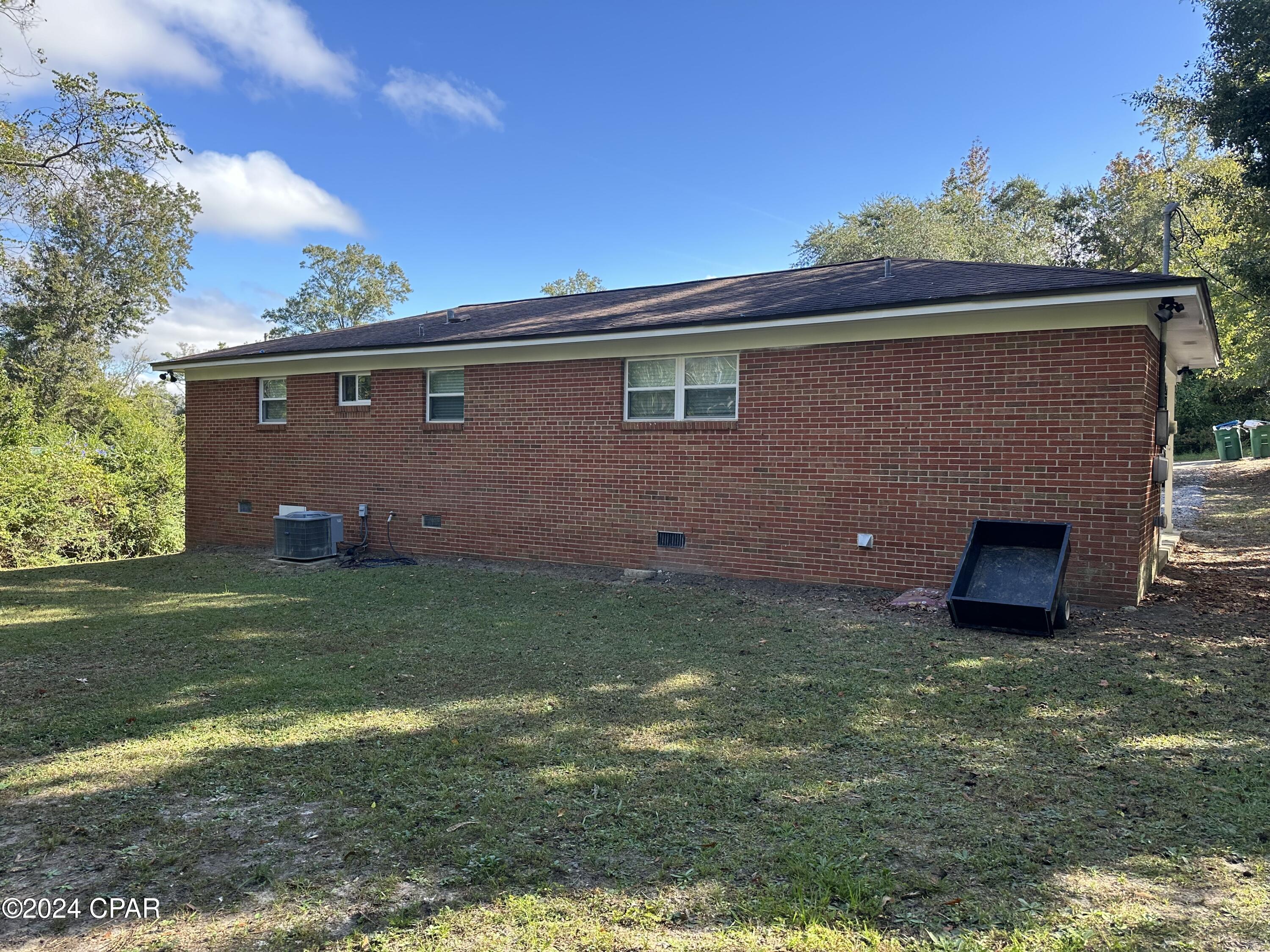 Image 30 For 2849 Miltonia Avenue
