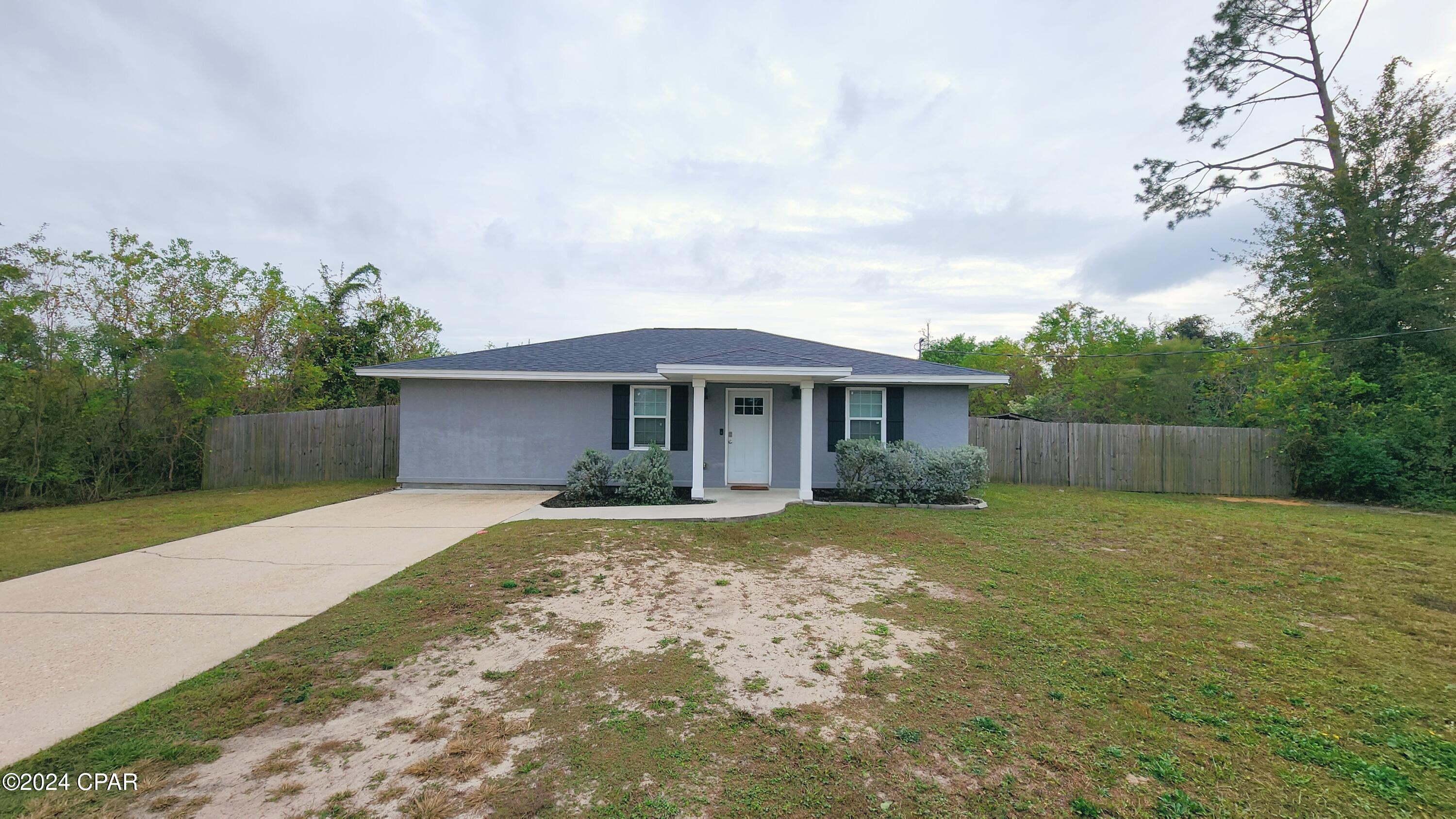 Photo of 903 19th Lynn Haven FL 32444