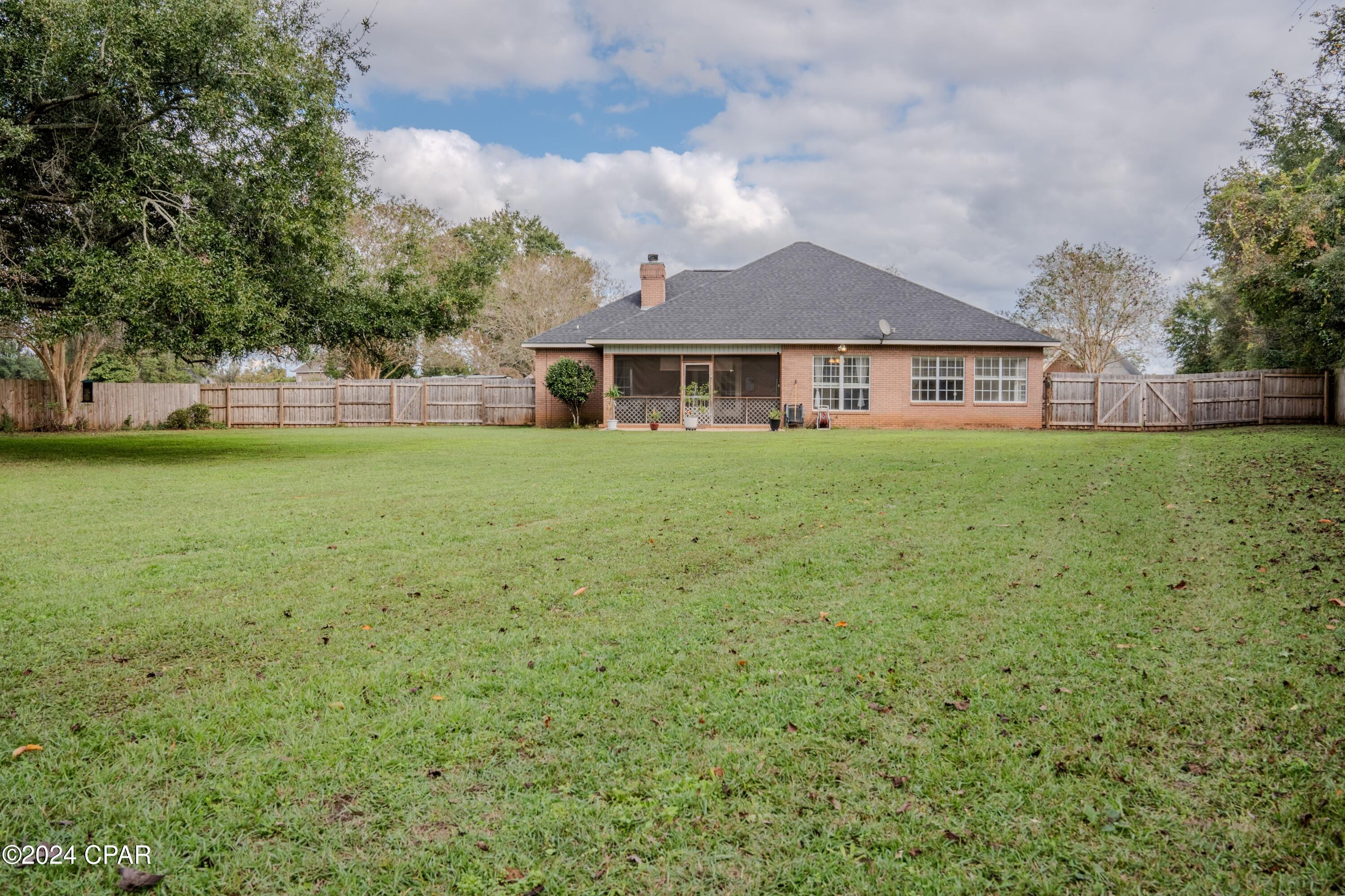 Image 6 For 3425 Maplewood Court