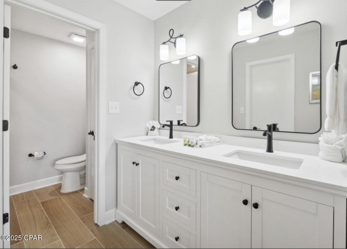 Image 7 For 520 Richard Jackson Boulevard 2306