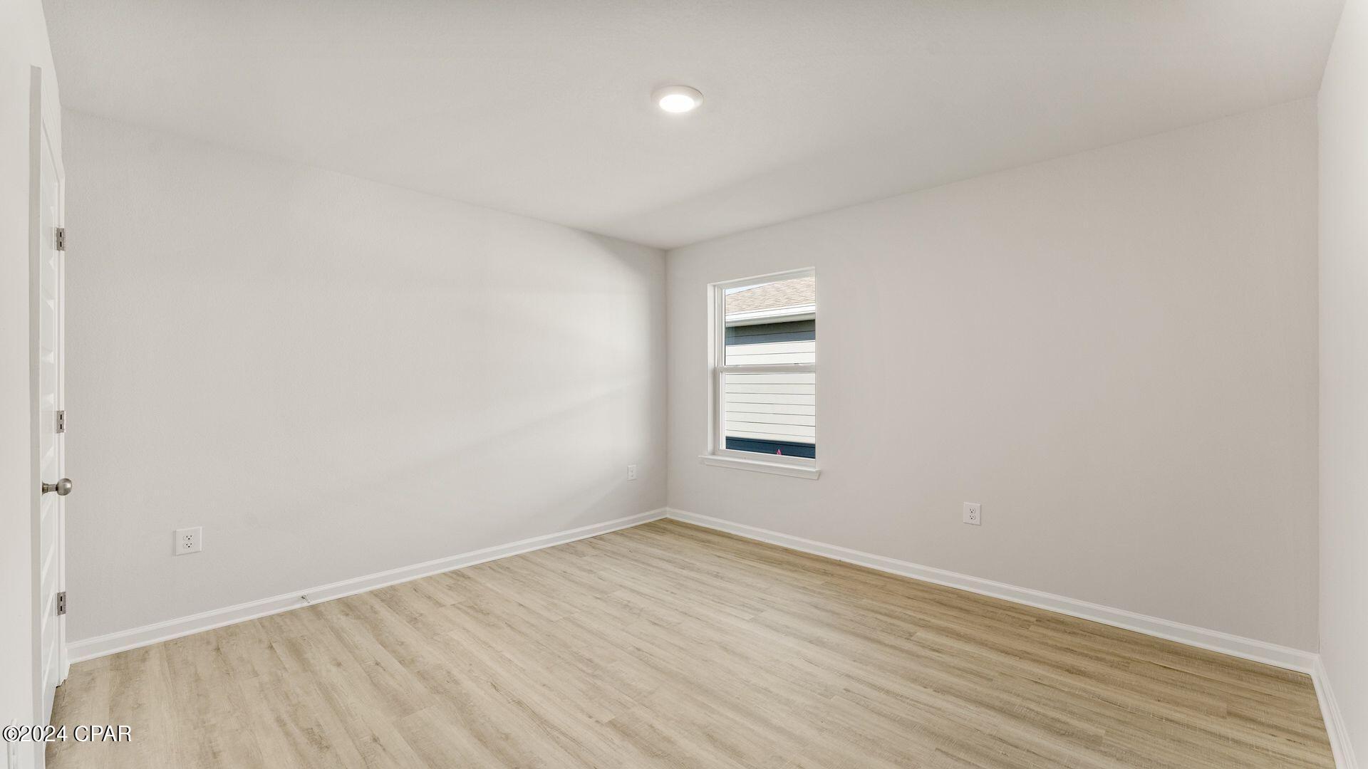 Image 9 For 191 Cades Court