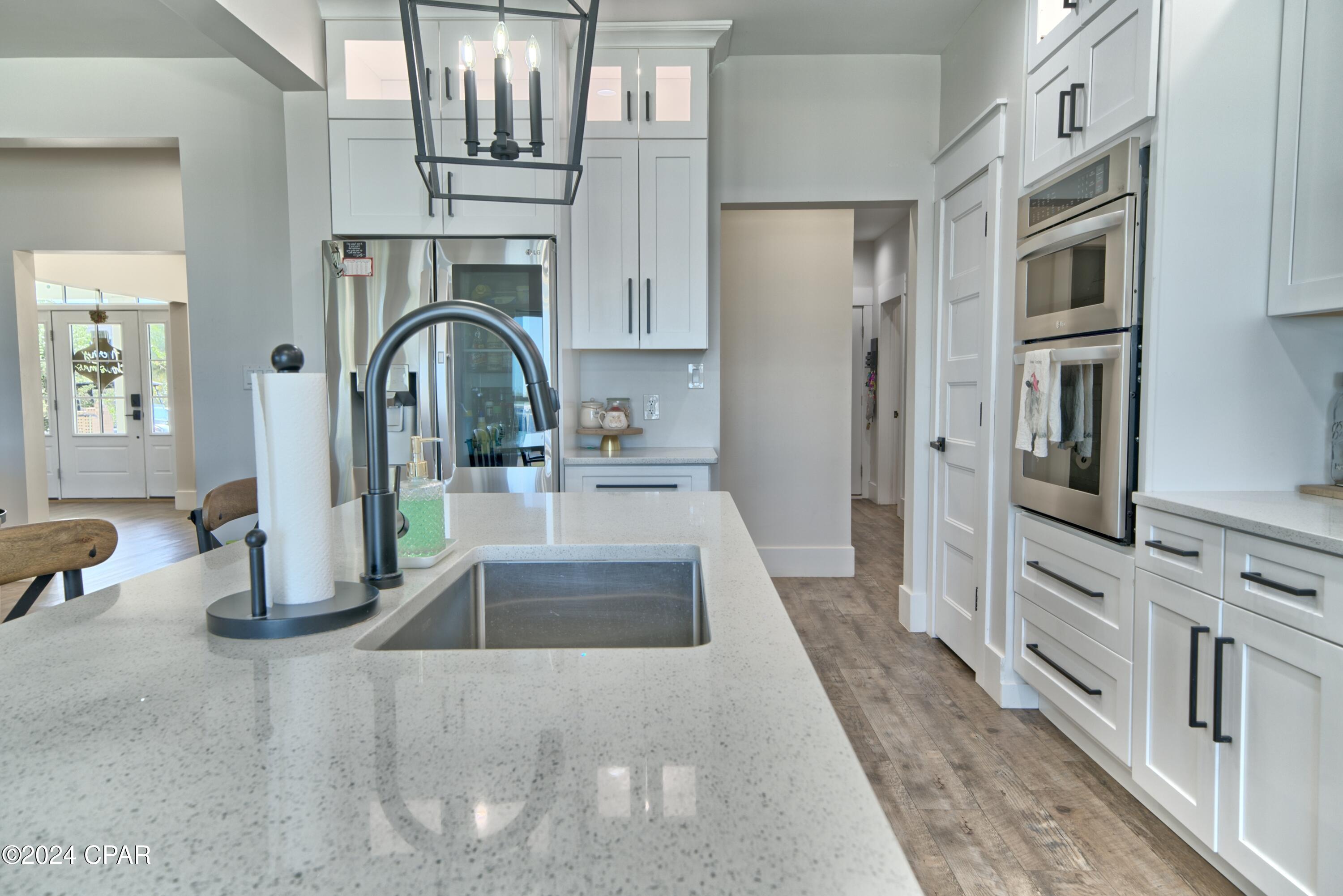 700 E 2nd Street, Lynn Haven, Florida image 23