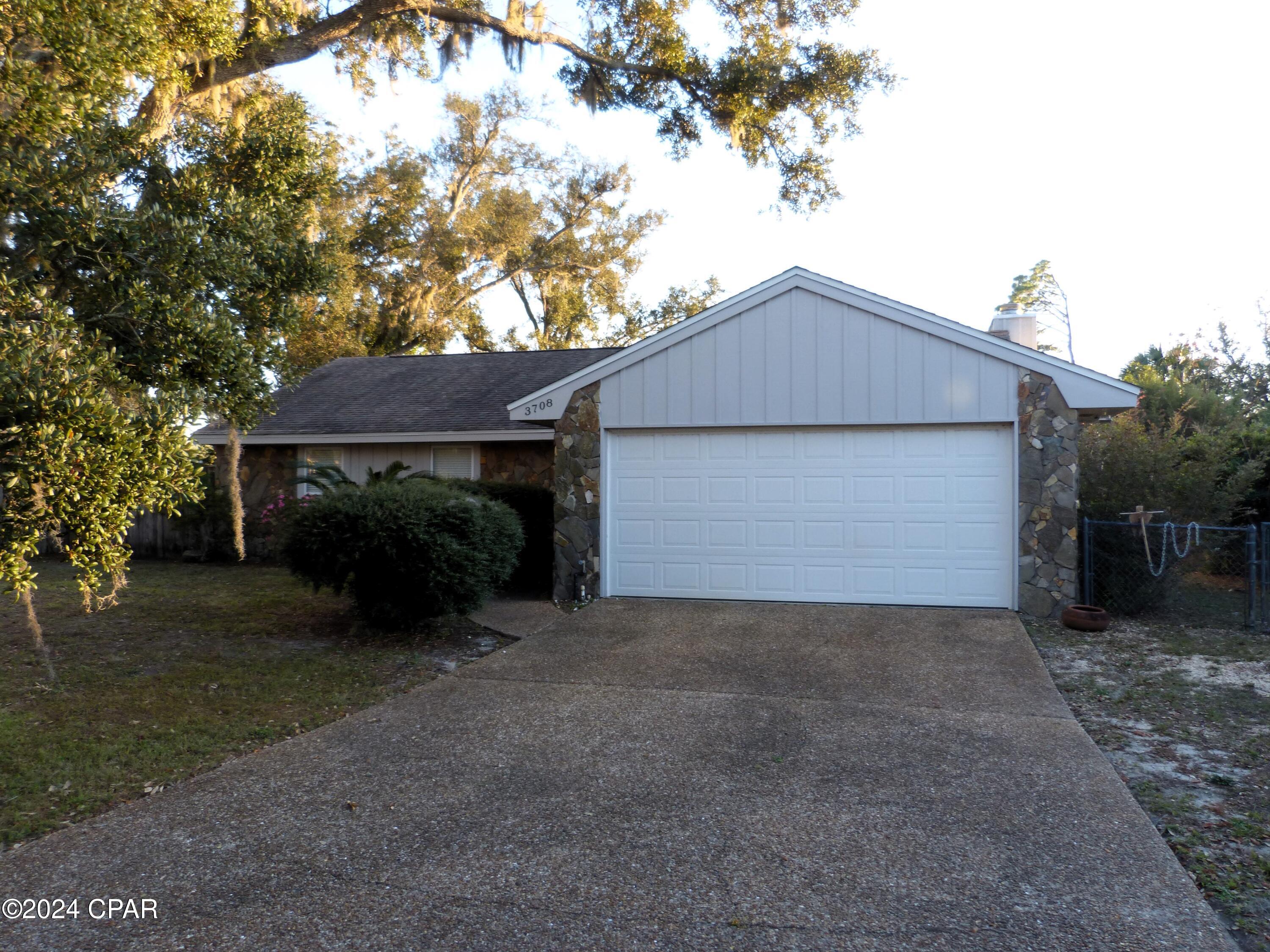 Details for 3708 Shoreline Circle, Panama City, FL 32405