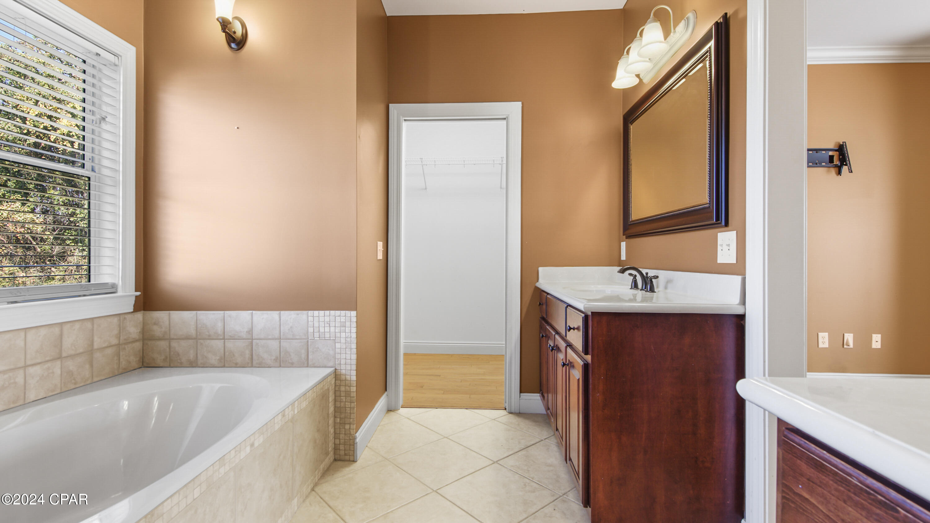 Image 20 For 3601 Oakbrook Lane