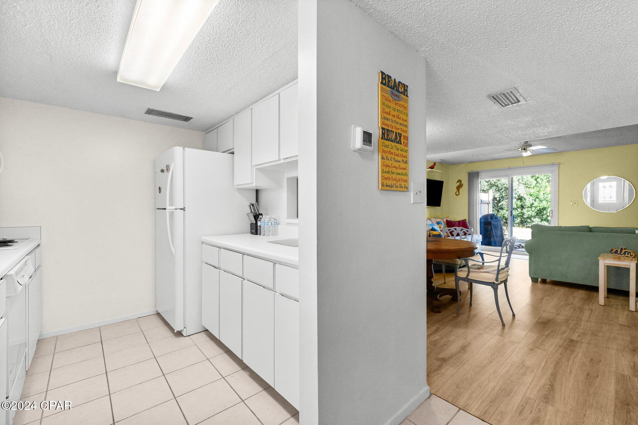 Image 10 For 17462 Front Beach Road 3 D1