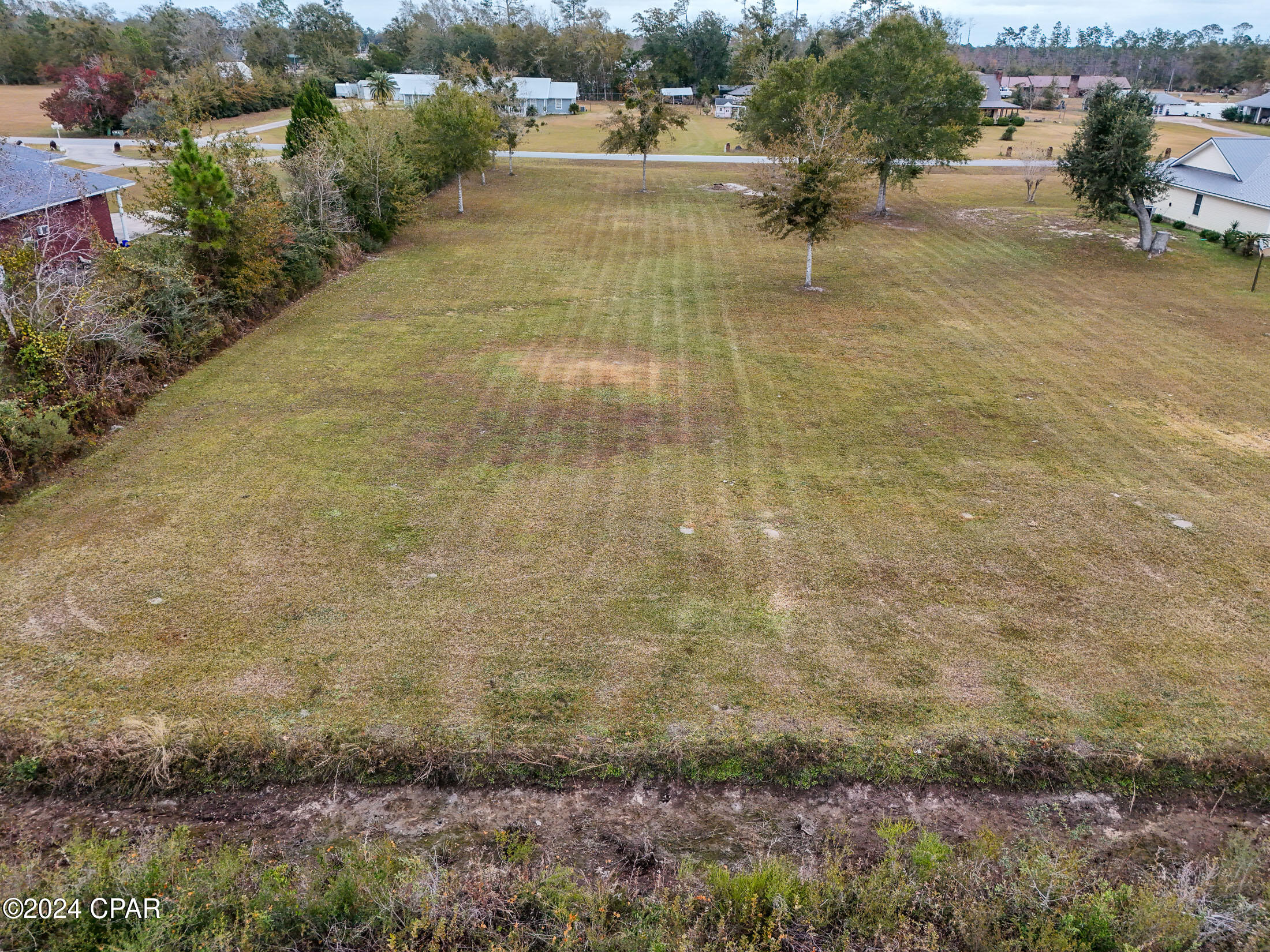 Betty Rae Drive, Wewahitchka, Florida image 8