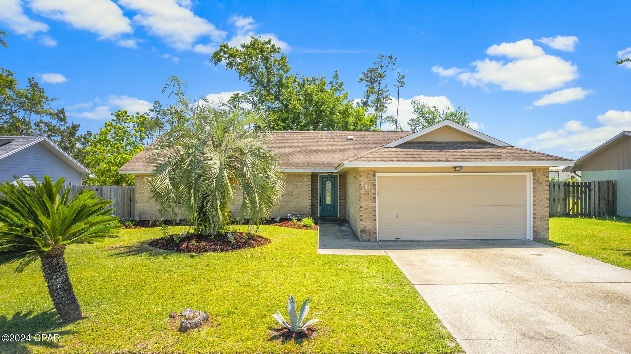 2013 Geralo Lane, Lynn Haven, Florida image 1