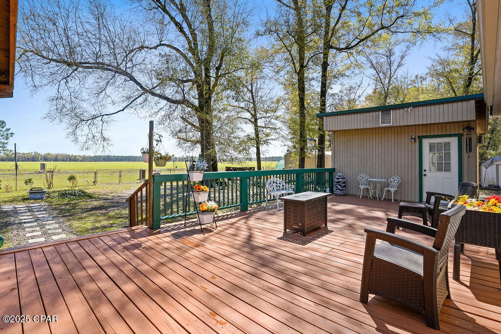 Listing photo id 42 for 4718 Bates Road