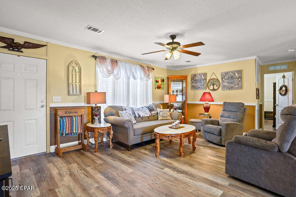 4718 Bates Road, Greenwood, Florida image 6