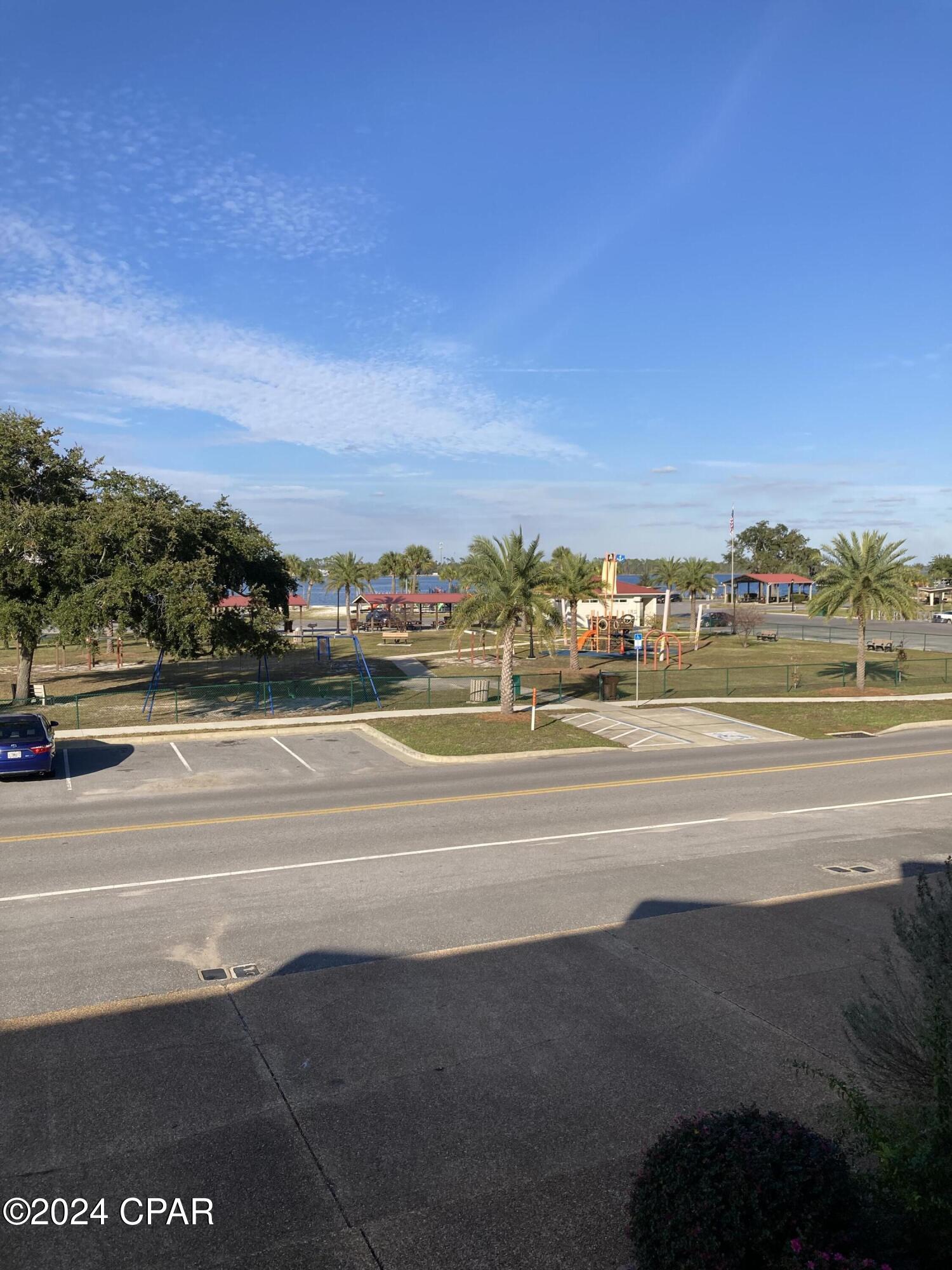 Image 26 For 207 3rd Street