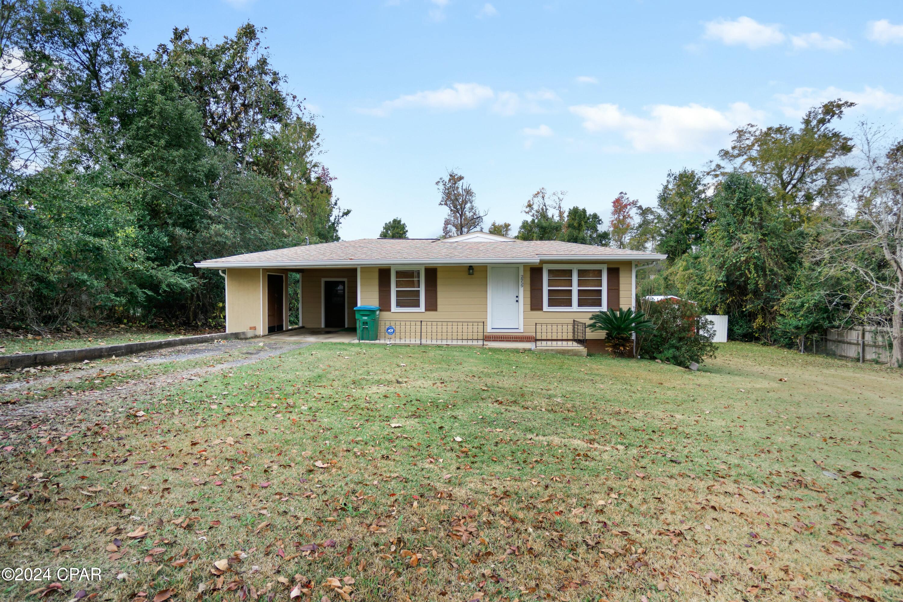 Photo of 2959 Park Marianna FL 32446