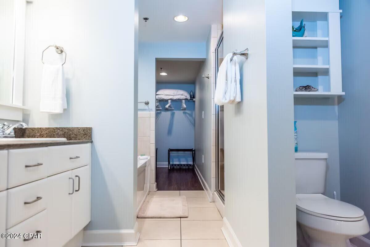 11807 Front Beach 1-1009