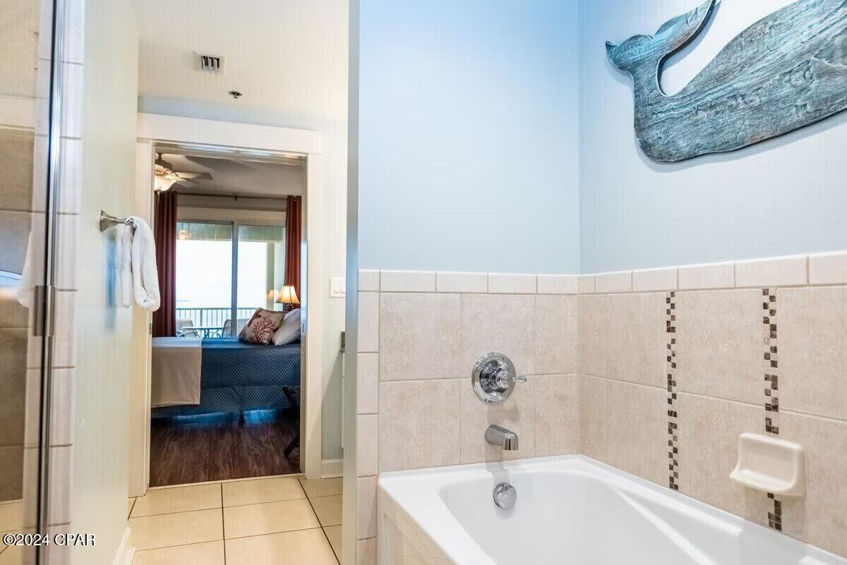 11807 Front Beach 1-1009
