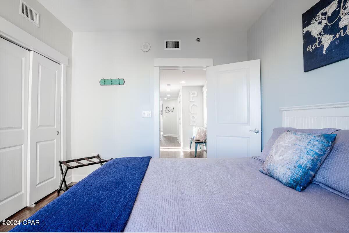11807 Front Beach 1-1009